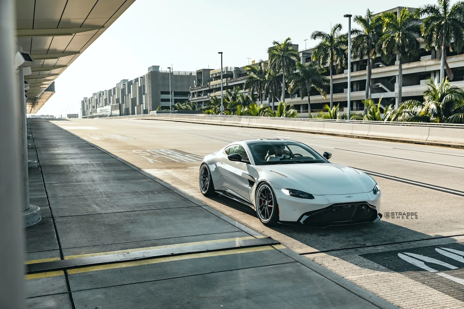 Strasse SV1T Deep Concave FS on Aston Martin Vantage (2018).1, photo 4