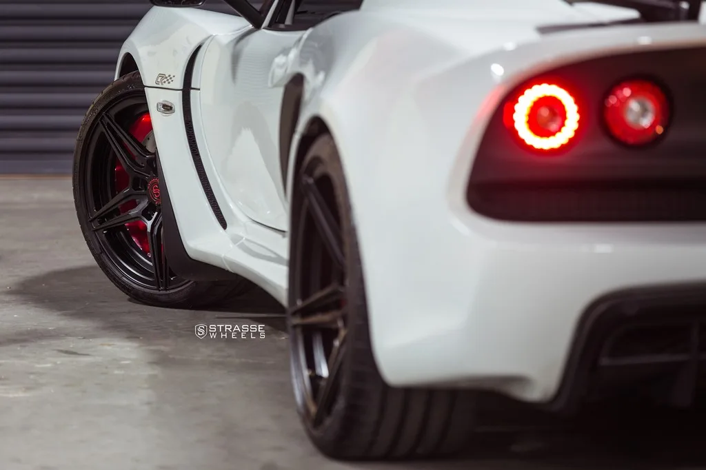 Strasse SV2 Deep Concave Duoblock on Lotus Exige S3, photo 5