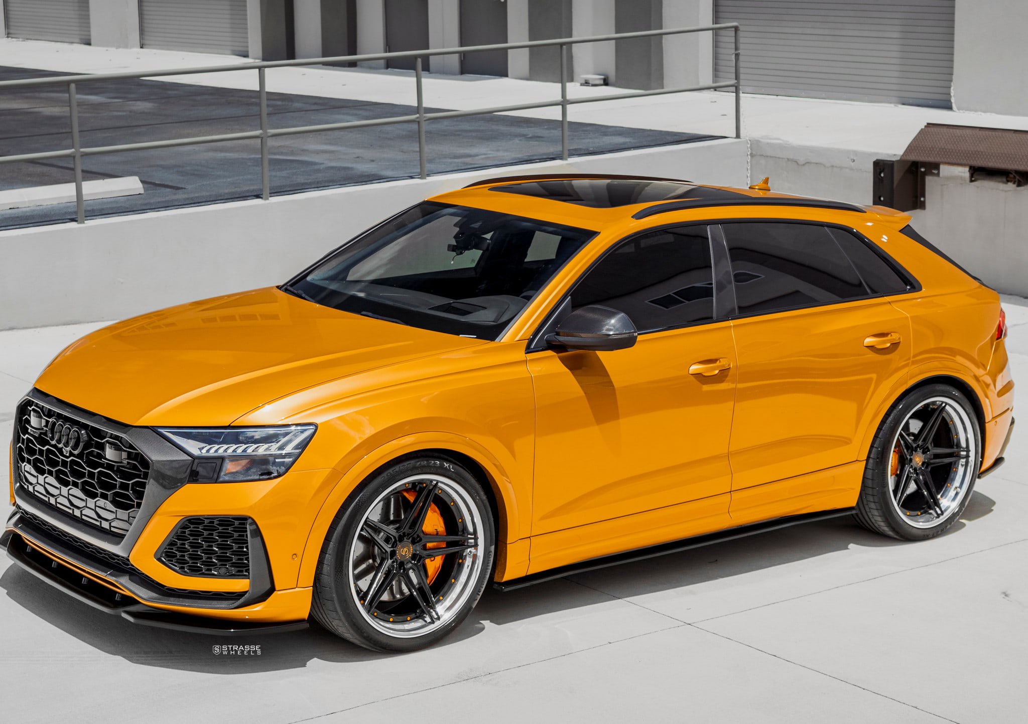 Strasse SV2 Deep Concave FS on Audi Q8 4M.1, photo 6