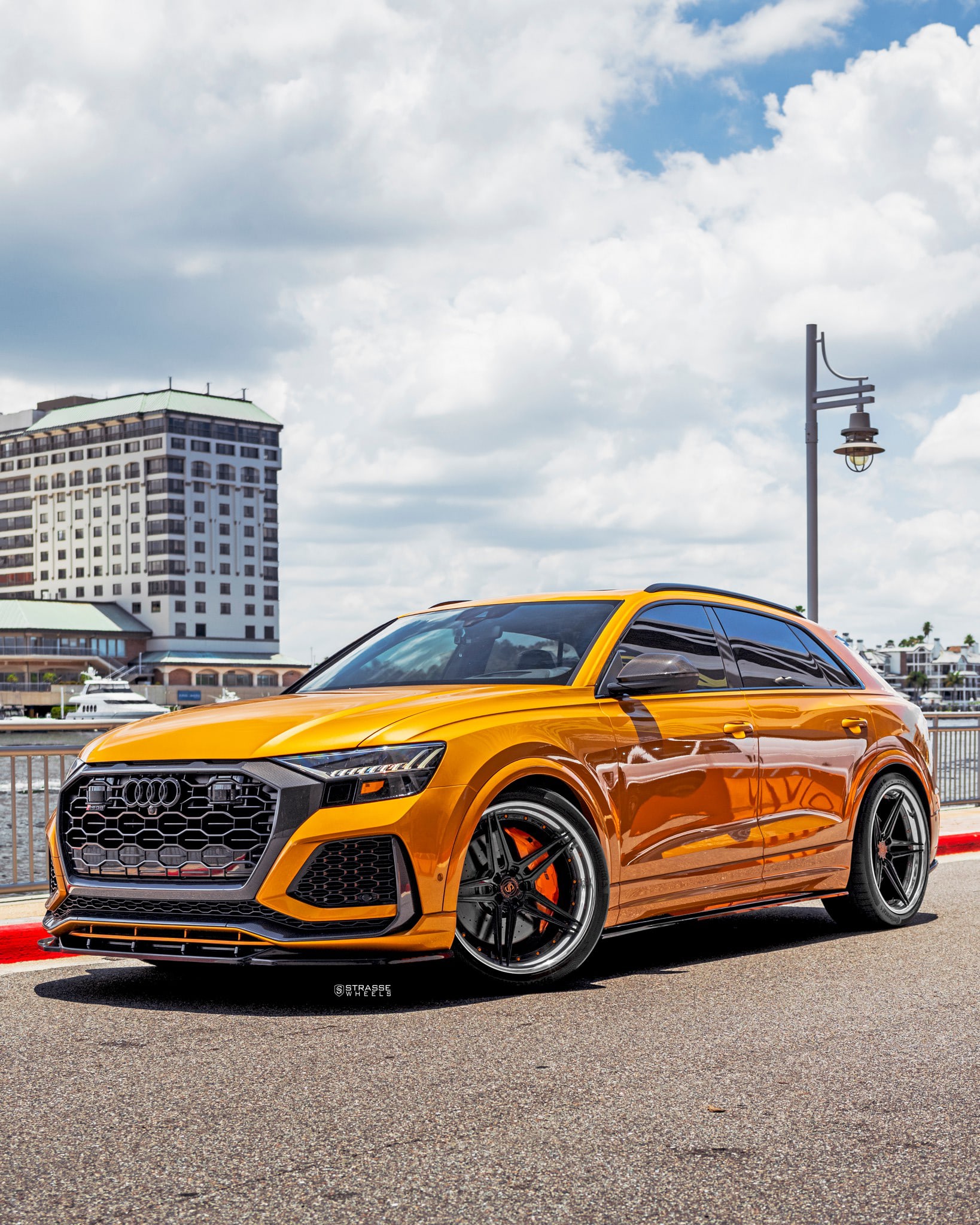 Strasse SV2 Deep Concave FS on Audi Q8 4M.1, photo 12