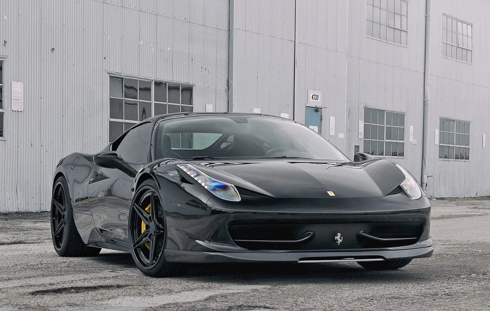 Strasse SV2 Deep Concave FS on Ferrari 458 F142