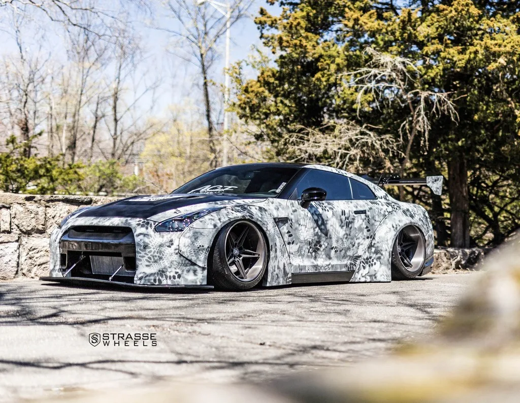 Strasse SV2 Deep Concave FS on Nissan GT-R R35.1, photo 8