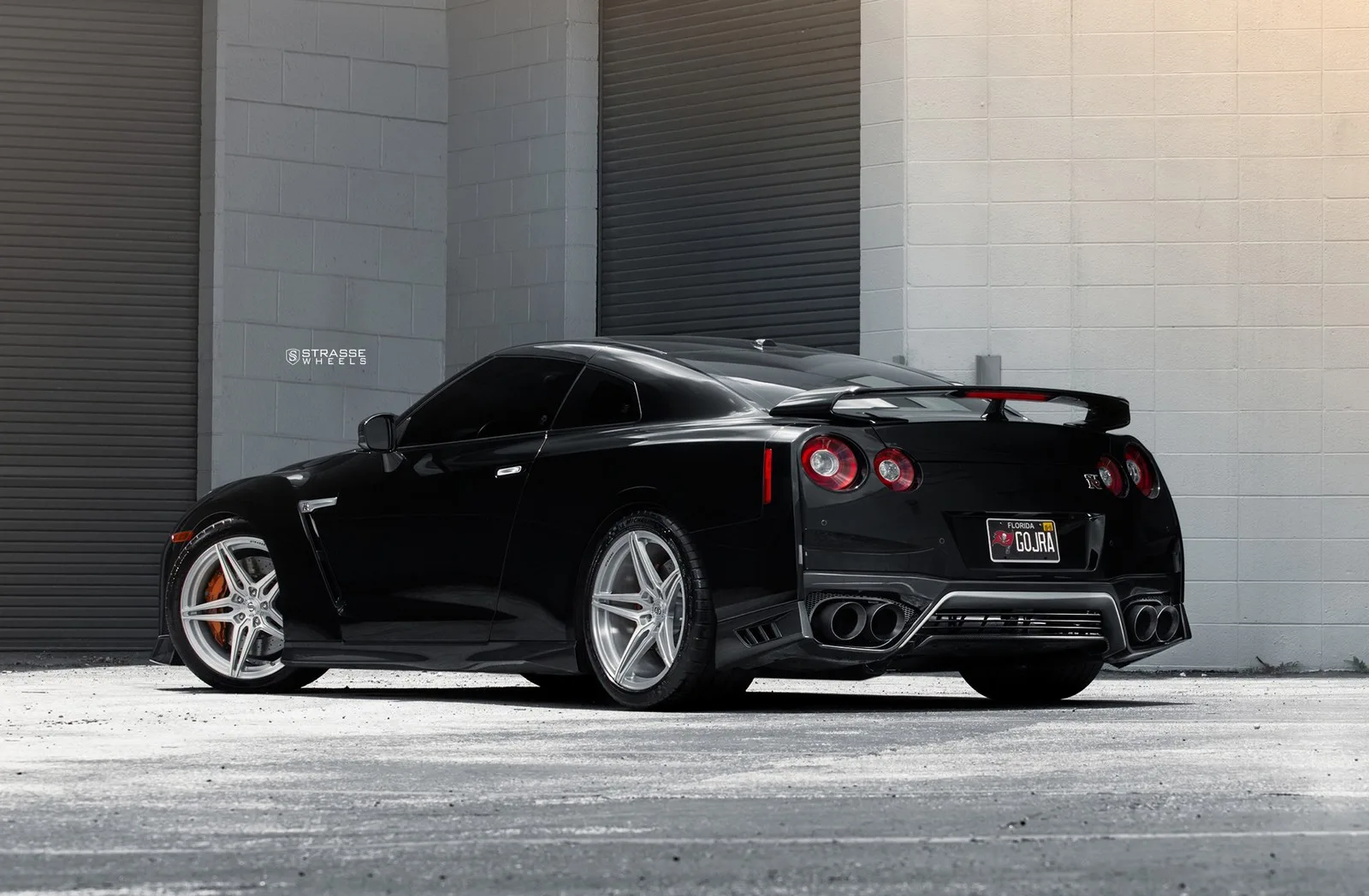 Strasse SV2 Deep Concave Monoblocks on Nissan GT-R R35.1, photo 8
