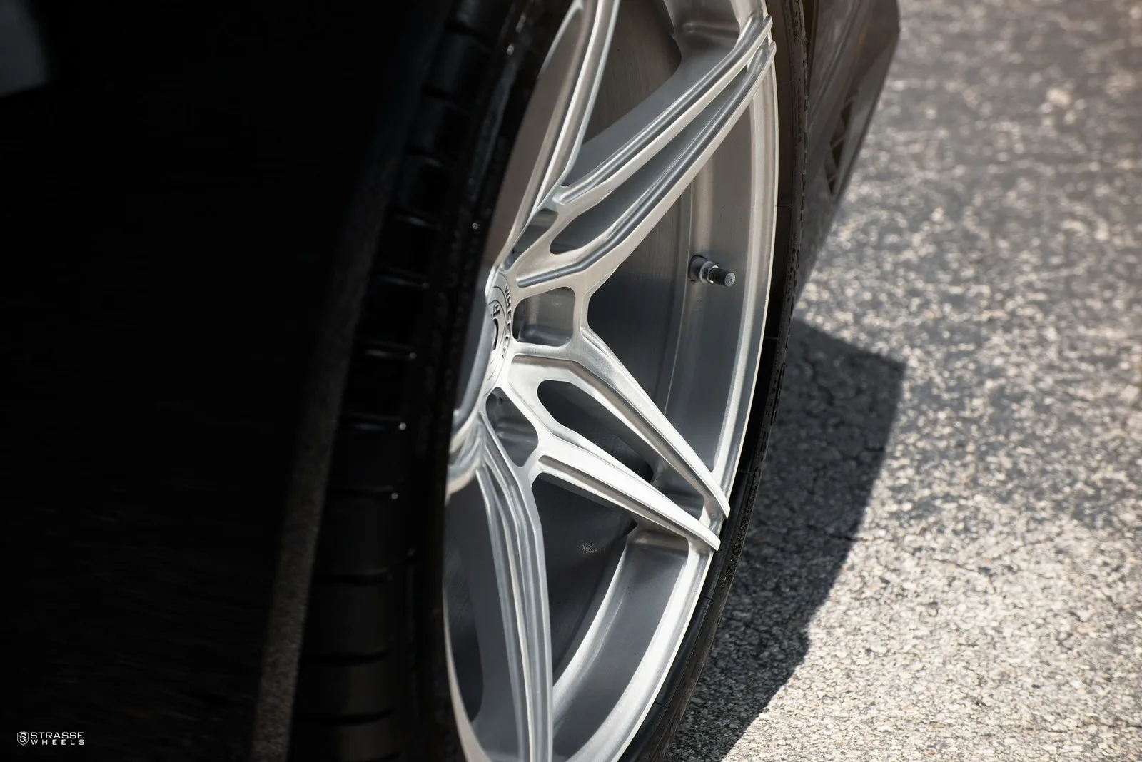 Strasse SV2 Deep Concave Monoblocks on Nissan GT-R R35.1, photo 5