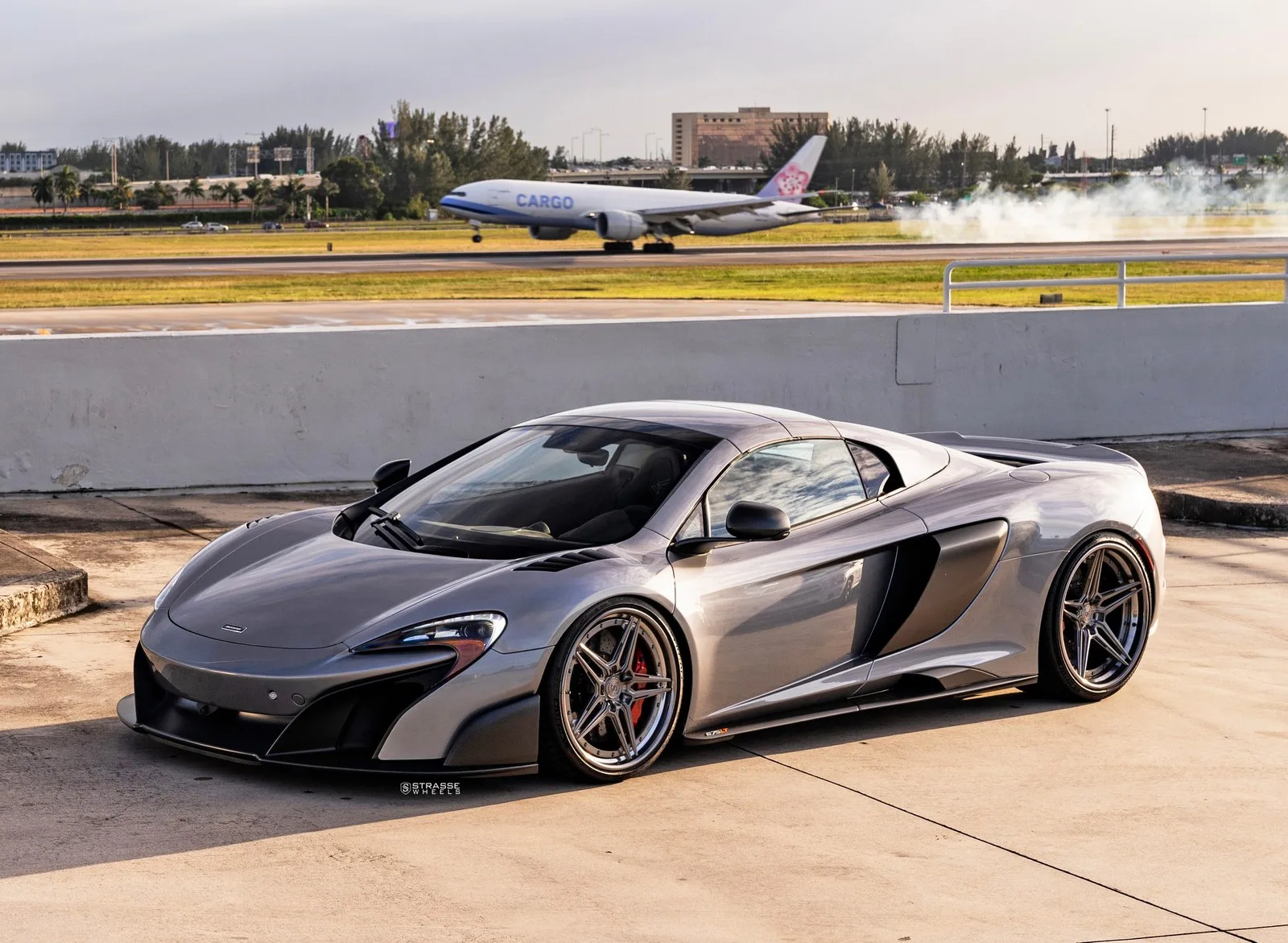 Strasse SV2-RS Deep Concave FS on McLaren 675LT, photo 4