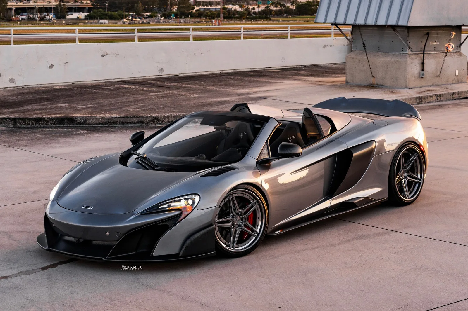 Strasse SV2-RS Deep Concave FS on McLaren 675LT, photo 10