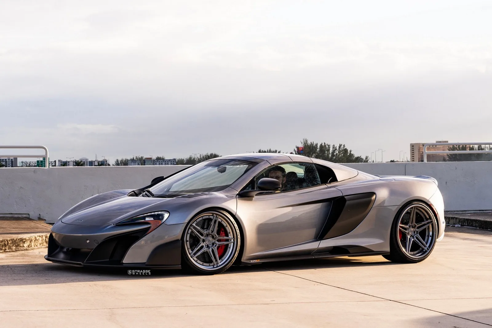 Strasse SV2-RS Deep Concave FS on McLaren 675LT, photo 5
