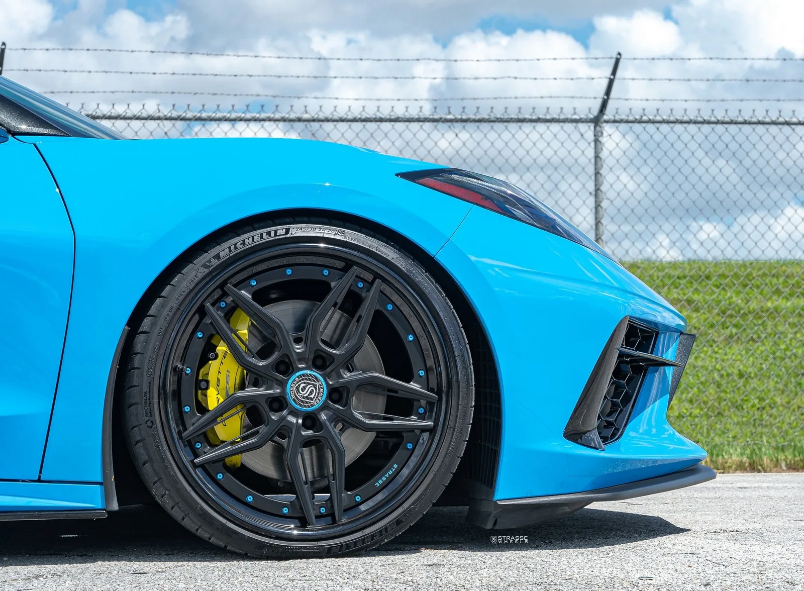 Strasse SV2-RS Deep Concave FS on Chevrolet Corvette C8, photo 7