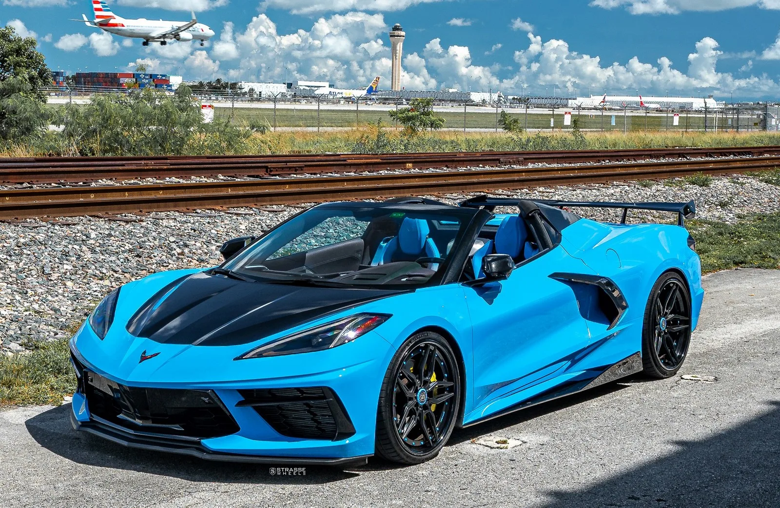 Strasse SV2-RS Deep Concave FS on Chevrolet Corvette C8