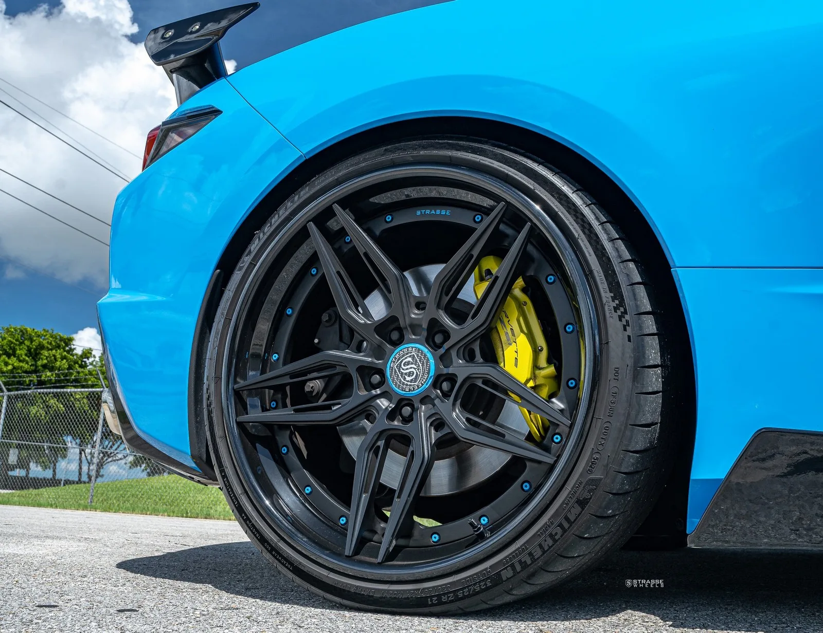 Strasse SV2-RS Deep Concave FS on Chevrolet Corvette C8, photo 11