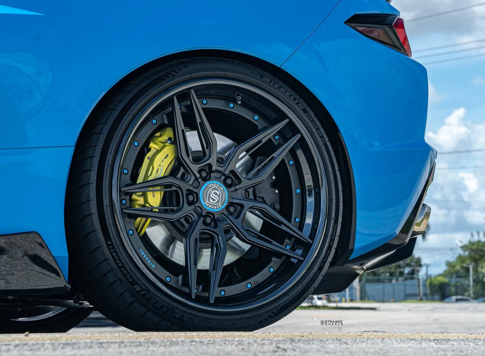 Strasse SV2-RS Deep Concave FS on Chevrolet Corvette C8, photo 12