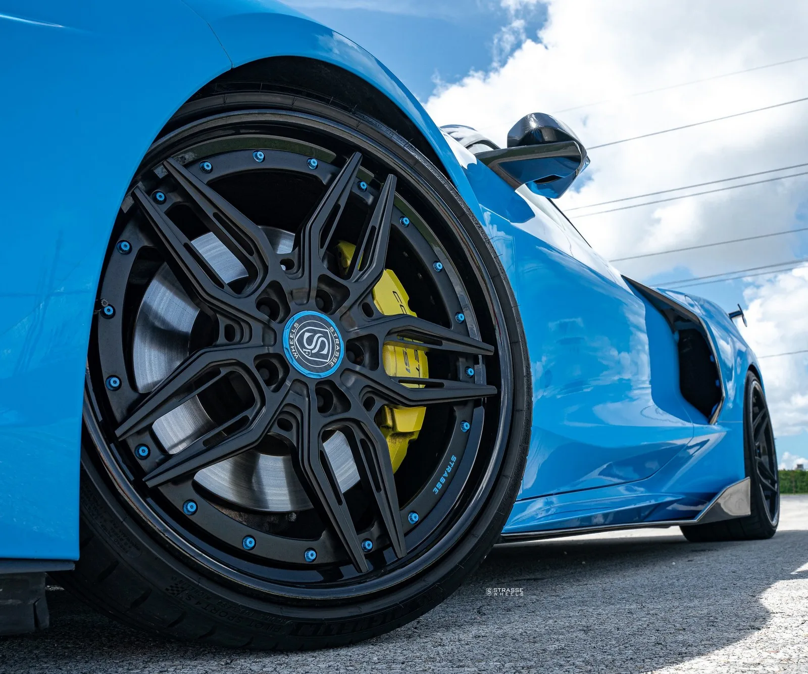 Strasse SV2-RS Deep Concave FS on Chevrolet Corvette C8, photo 5