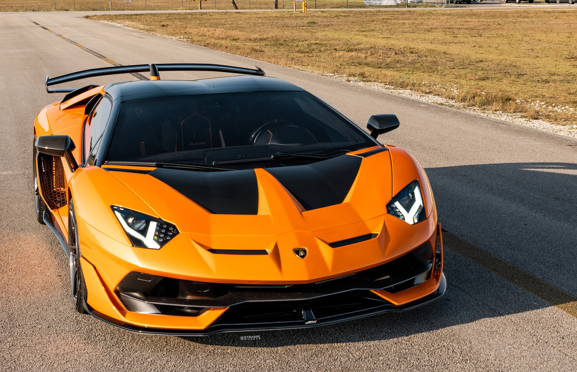 Strasse SV2 Ultralight Carbon on Lamborghini Aventador First Gen.2, photo 2
