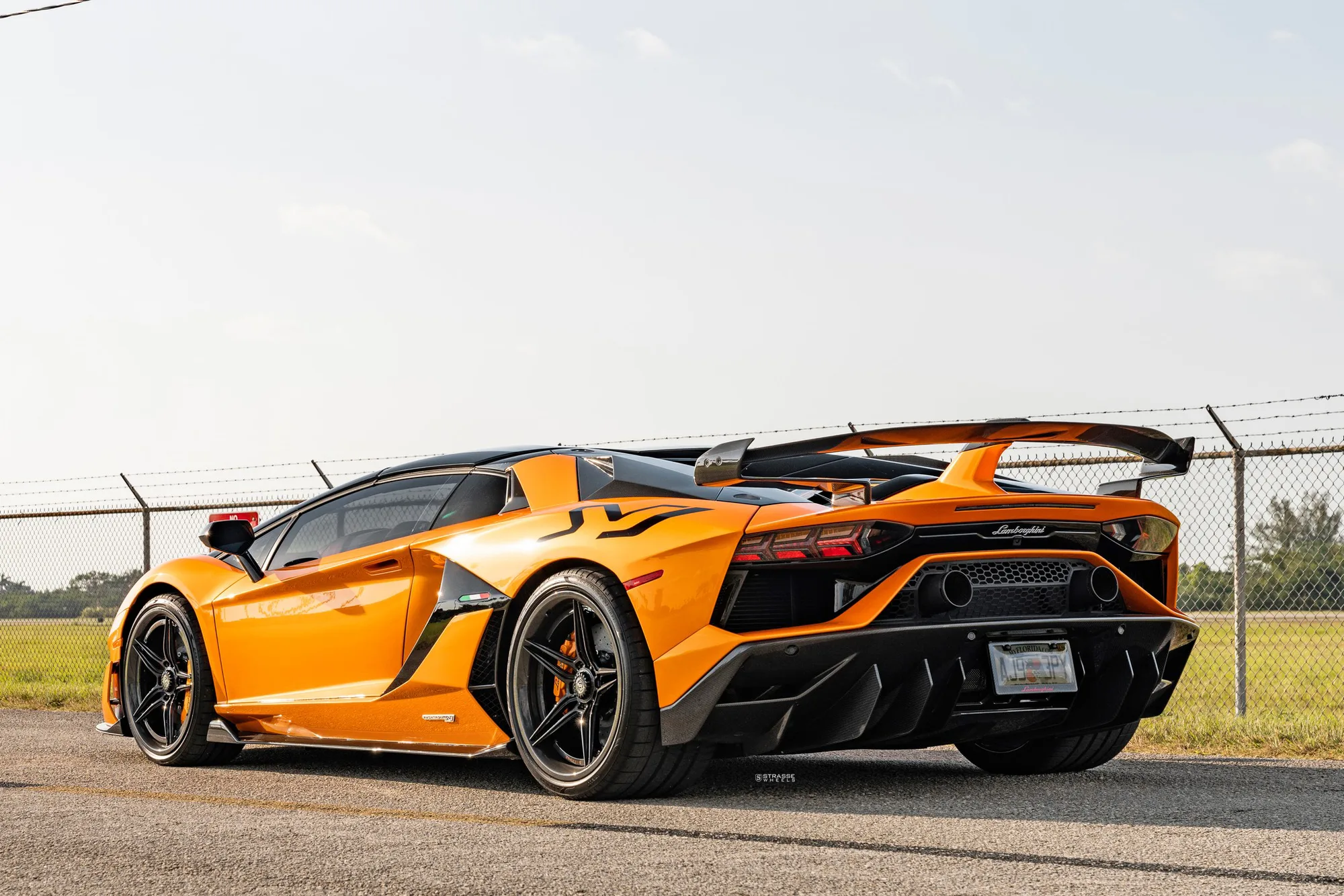 Strasse SV2 Ultralight Carbon on Lamborghini Aventador First Gen.2, photo 12