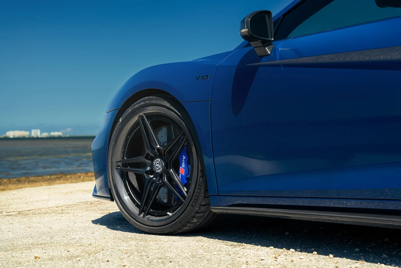 Strasse SV2 Ultralight Carbon on Audi R8 Type 4S.2, photo 10