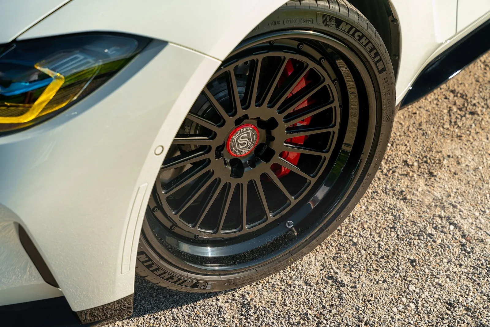 Strasse SV20 Track Series on BMW M3 G80.1, photo 3