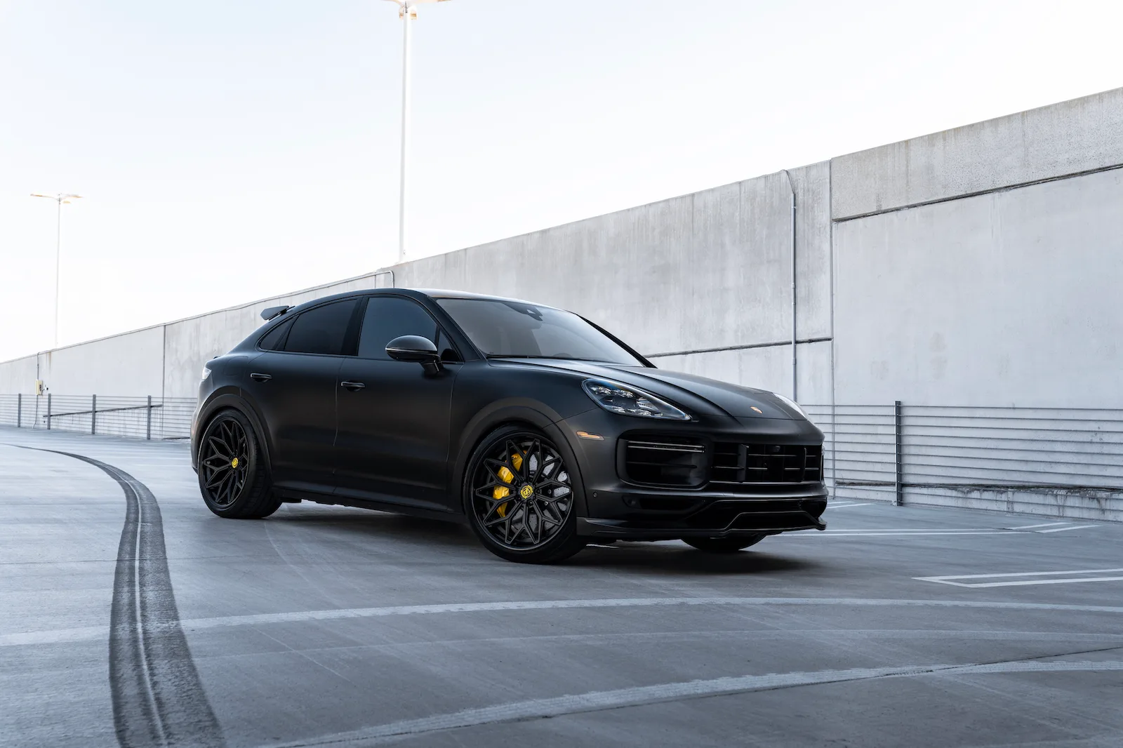 Strasse SV20M Deep Concave FS on Porsche Cayenne 9YA/E3.1, photo 3