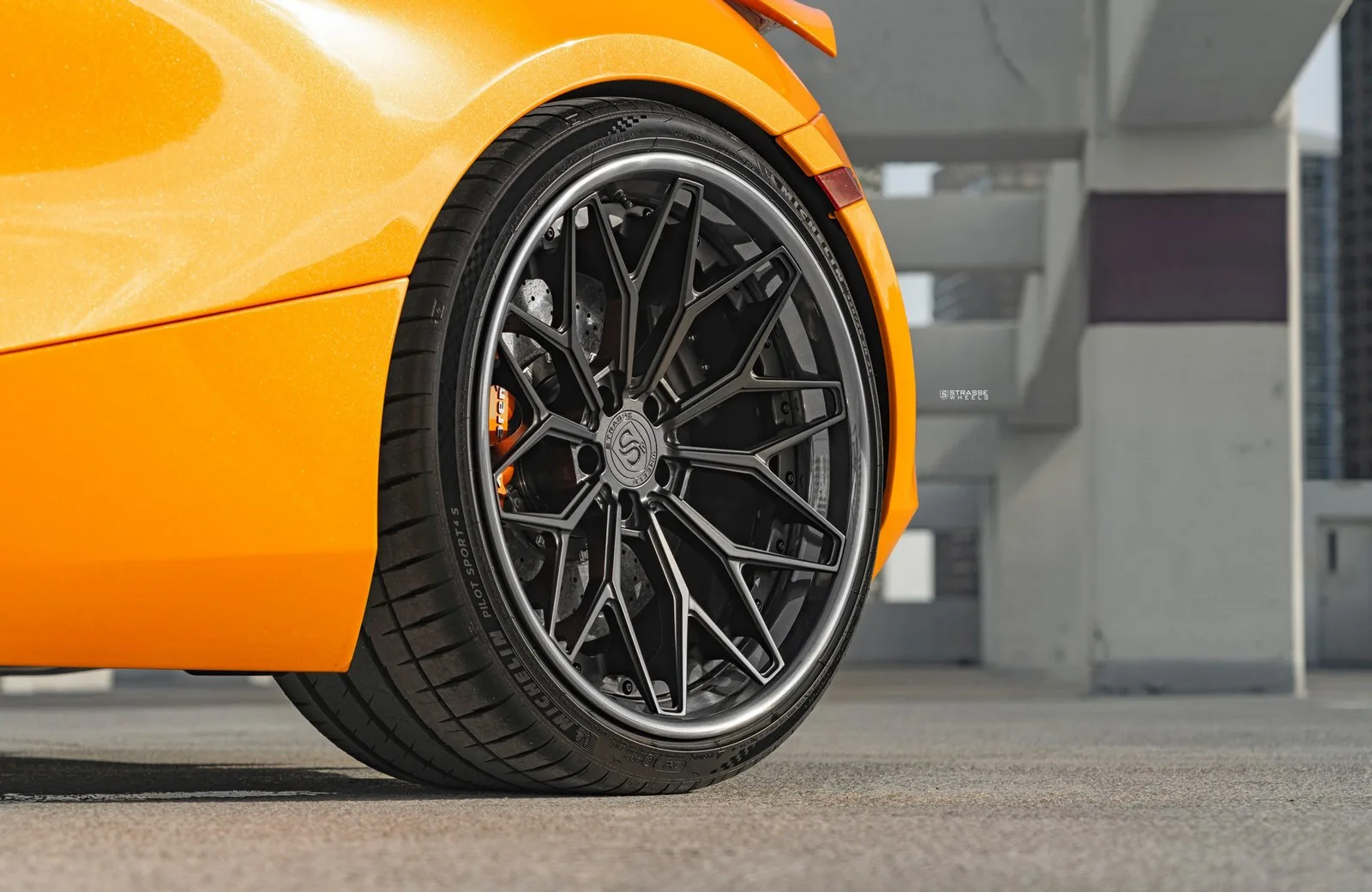 Strasse SV20M Deep Concave FS on McLaren 720S, photo 6