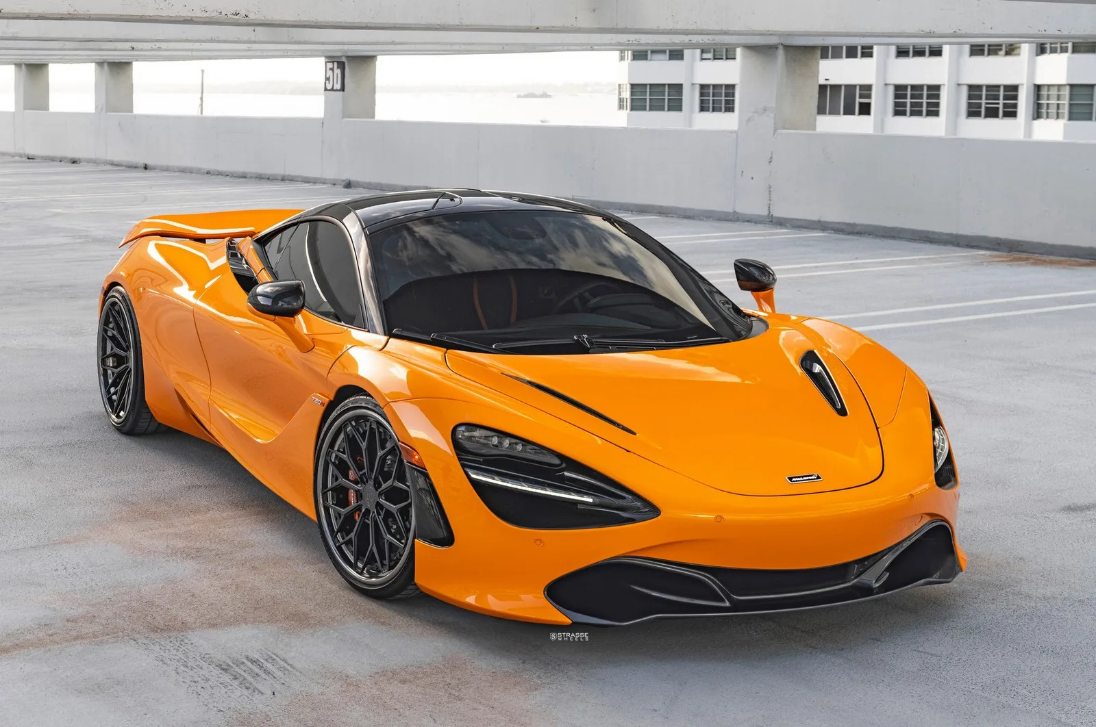 Strasse SV20M Deep Concave FS on McLaren 720S, photo 2