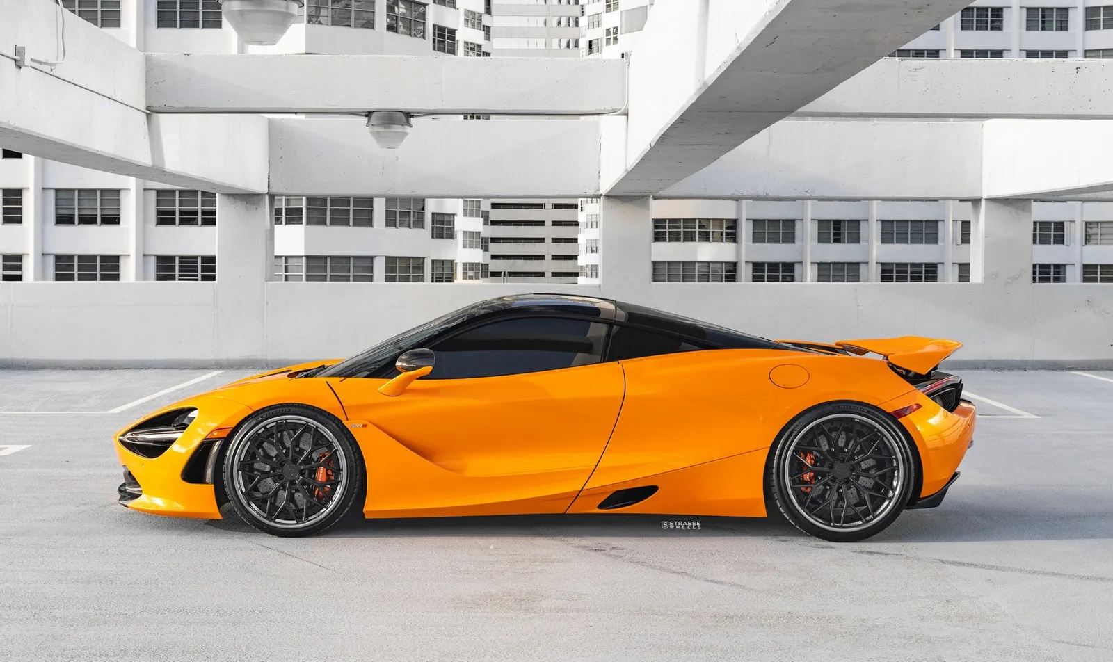 Strasse SV20M Deep Concave FS on McLaren 720S, photo 5