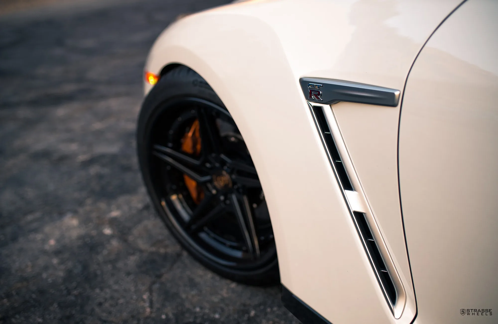 Strasse SV2T Deep Concave FS on Nissan GT-R R35.1, photo 5