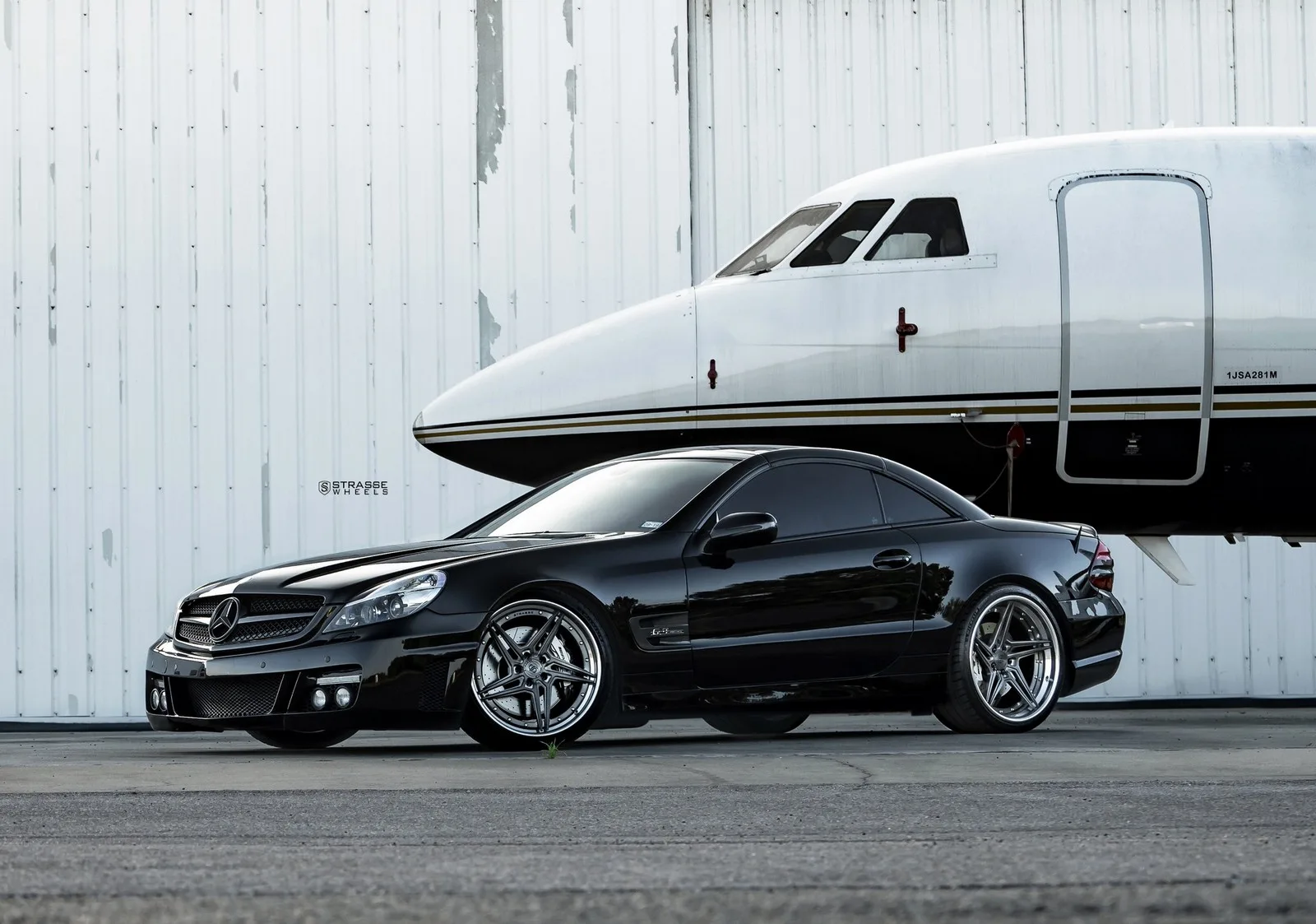 Strasse SV2T FS Series on Mercedes-Benz SL R230.2
