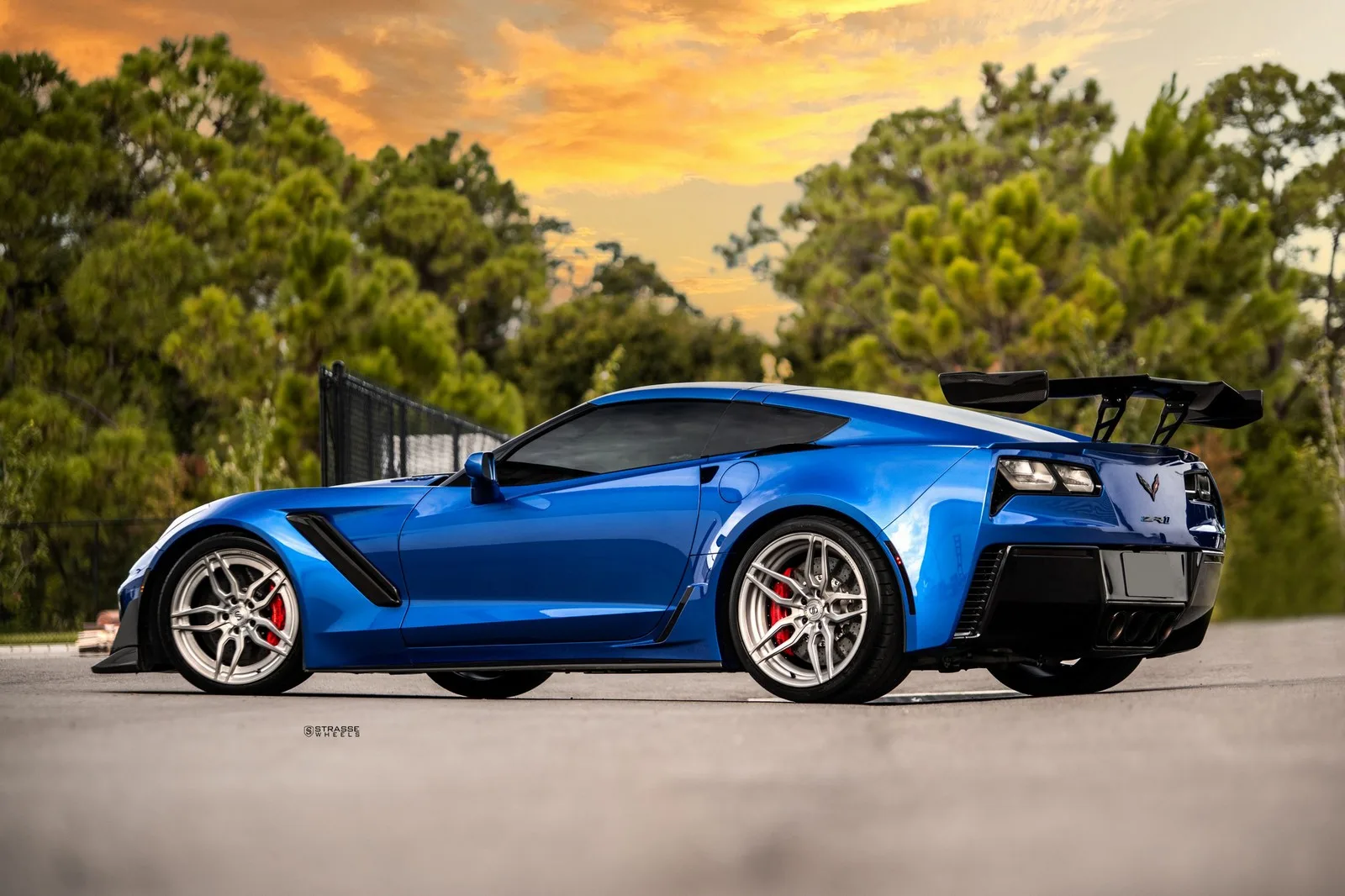 Strasse SV4 Deep Concave Duoblock on Chevrolet Corvette C7, photo 5
