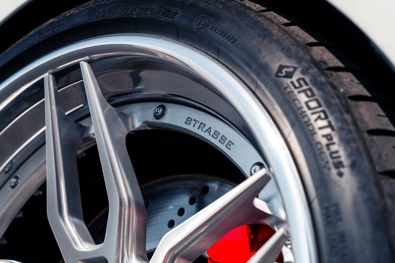 Strasse SV4 Deep Concave FS on BMW M4 G82.2, photo 9