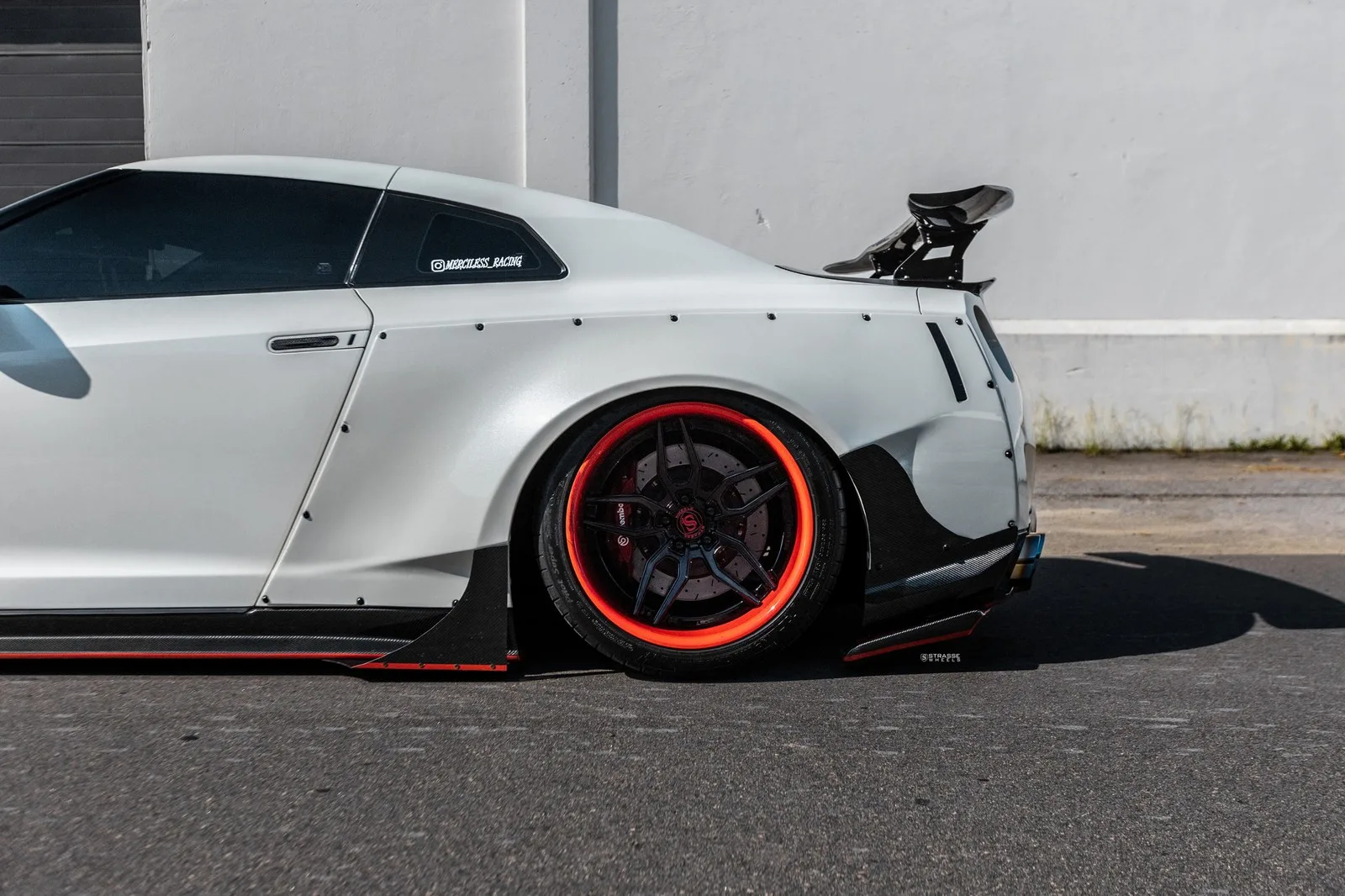 Strasse SV4 Deep Concave FS on Nissan GT-R R35.1, photo 12