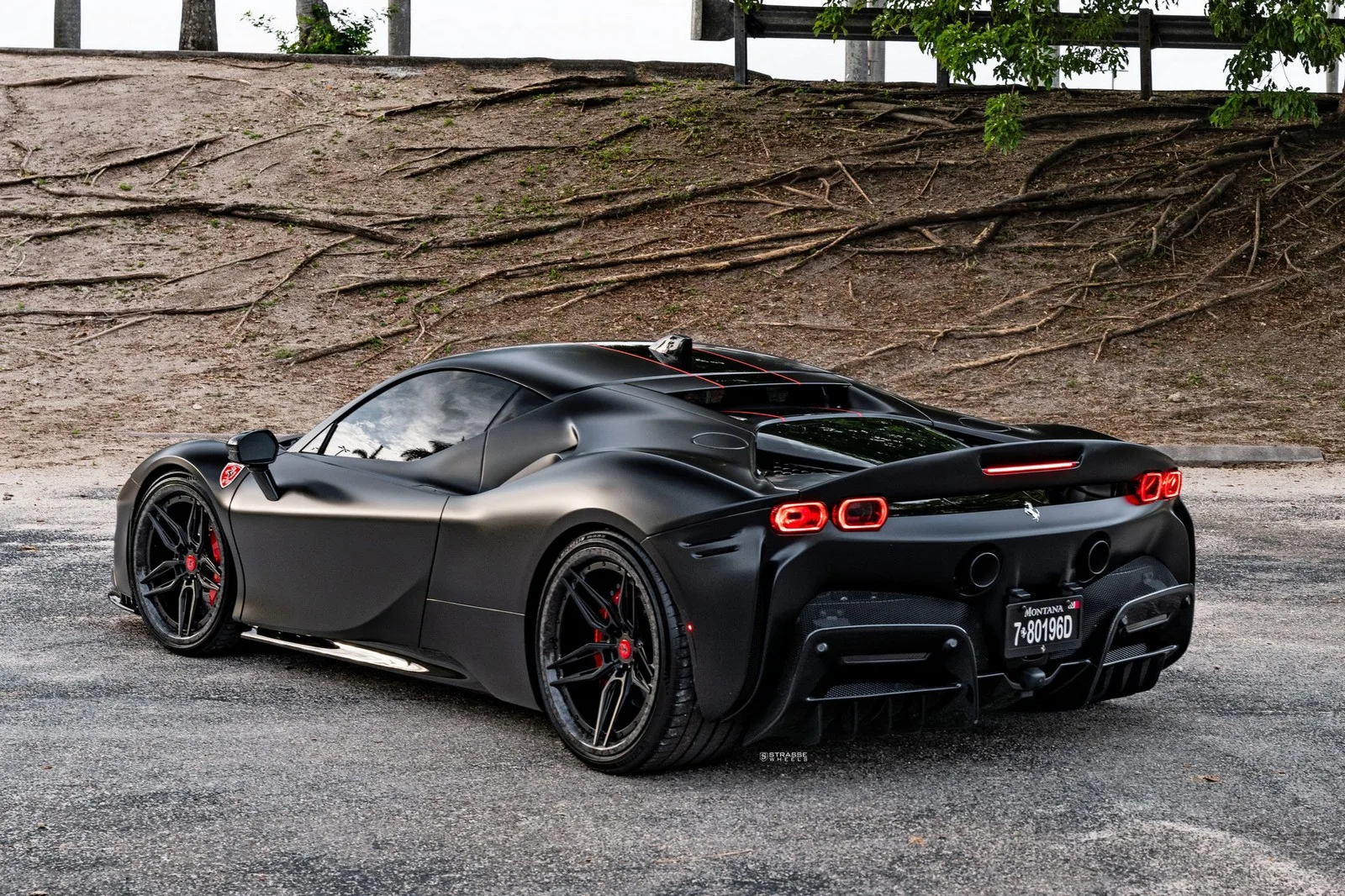 Strasse SV4-RS Ultralight Forged Carbon on Ferrari SF90 F173, photo 7