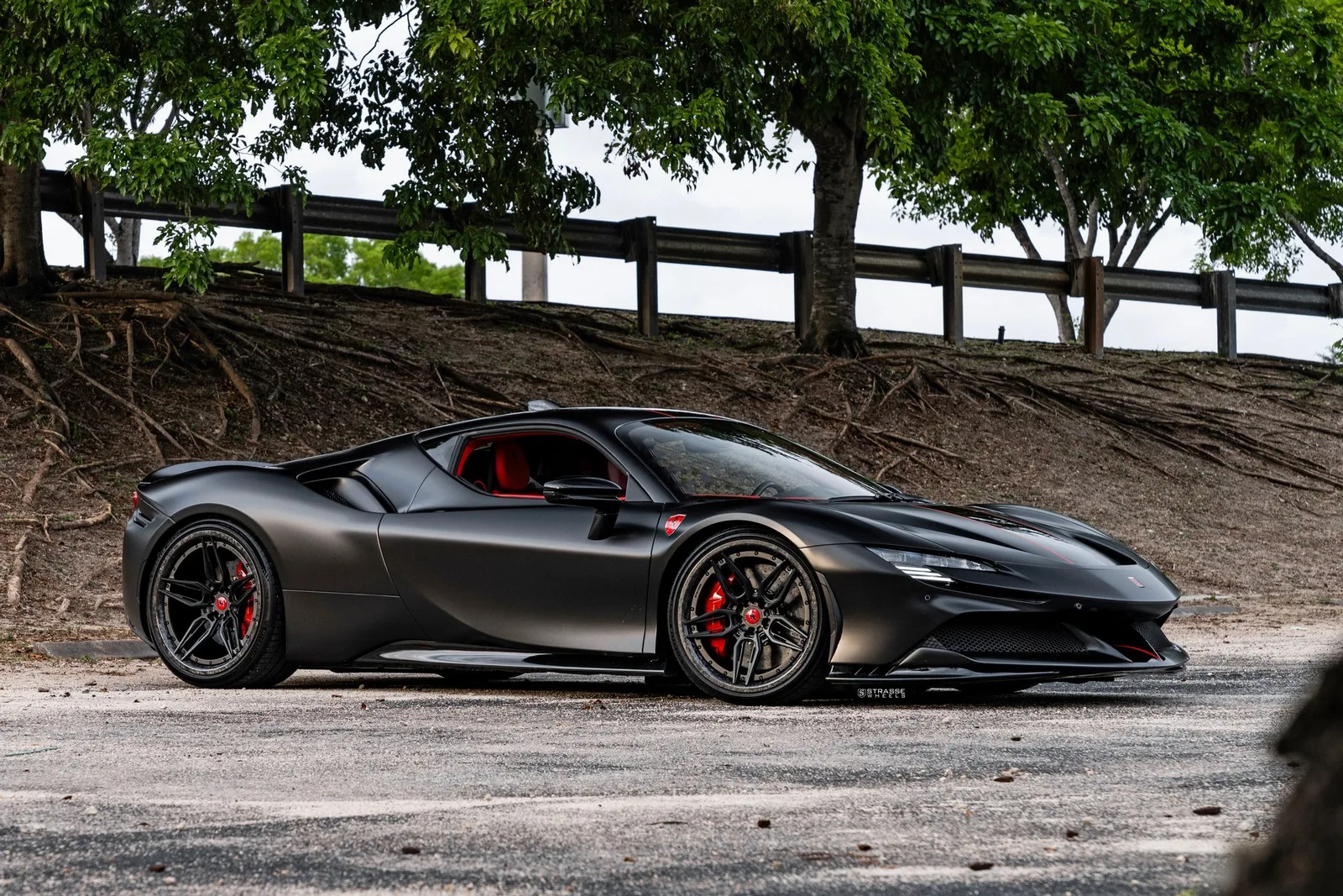 Strasse SV4-RS Ultralight Forged Carbon on Ferrari SF90 F173, photo 9