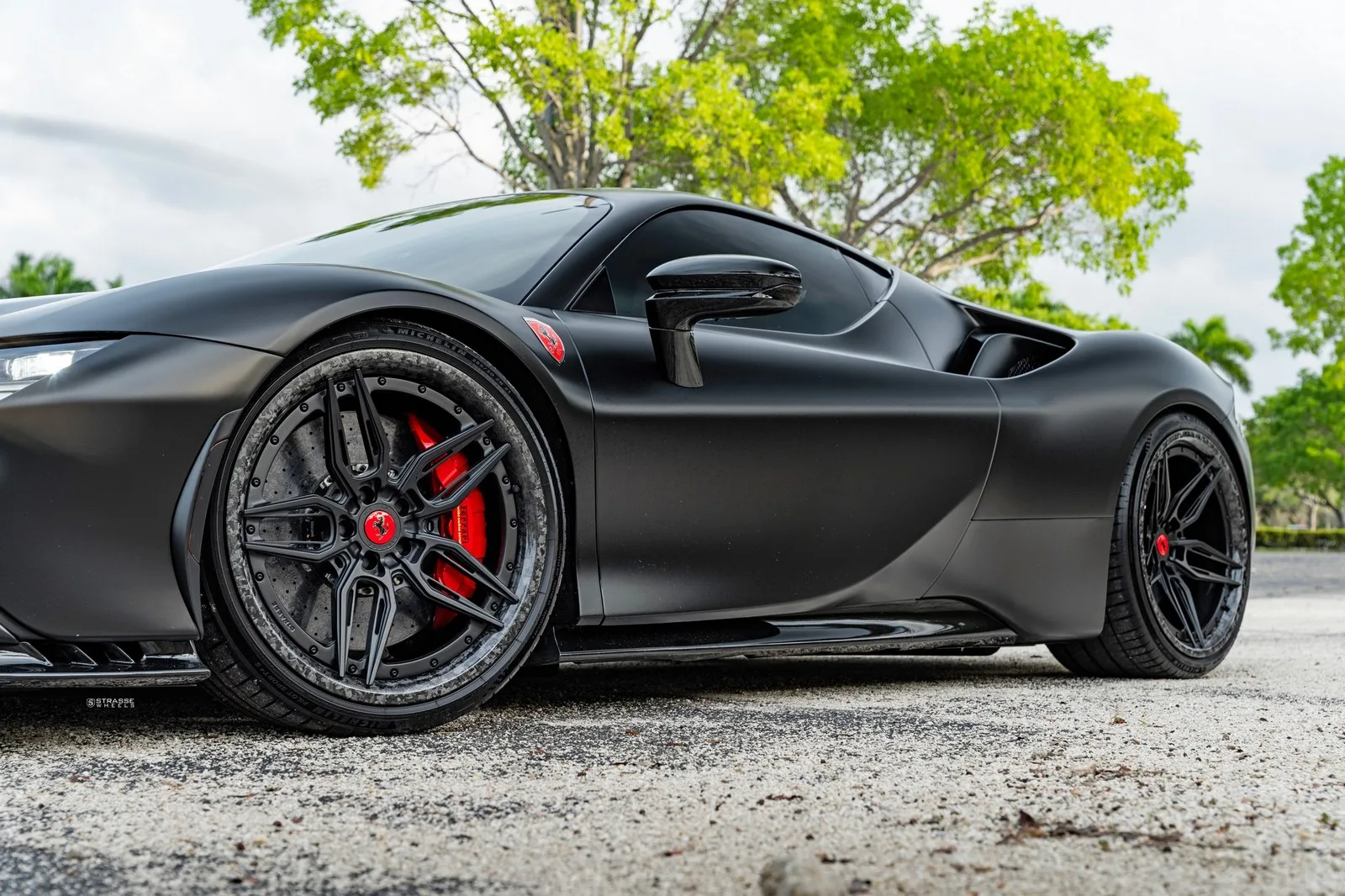 Strasse SV4-RS Ultralight Forged Carbon on Ferrari SF90 F173, photo 3