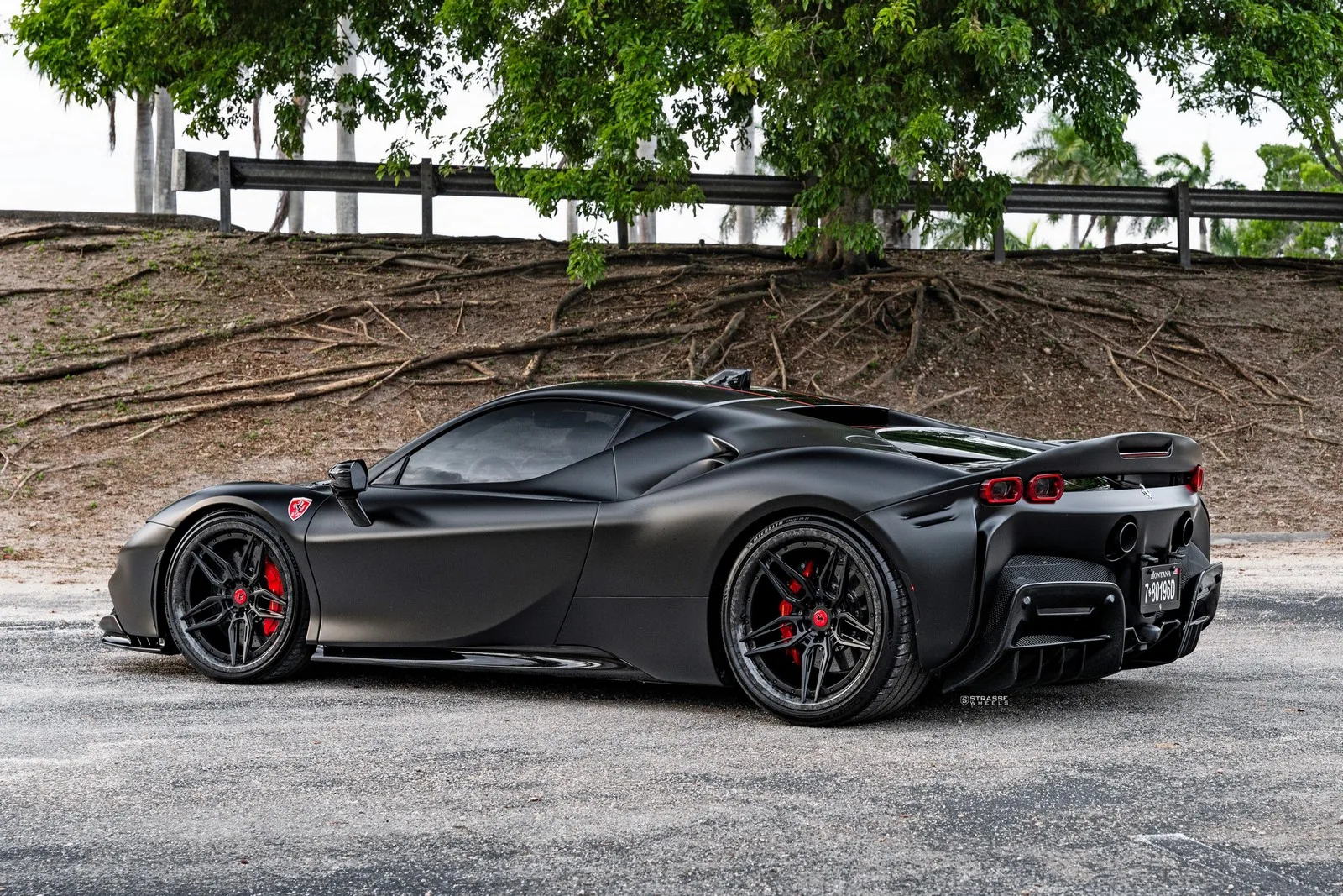 Strasse SV4-RS Ultralight Forged Carbon on Ferrari SF90 F173, photo 8