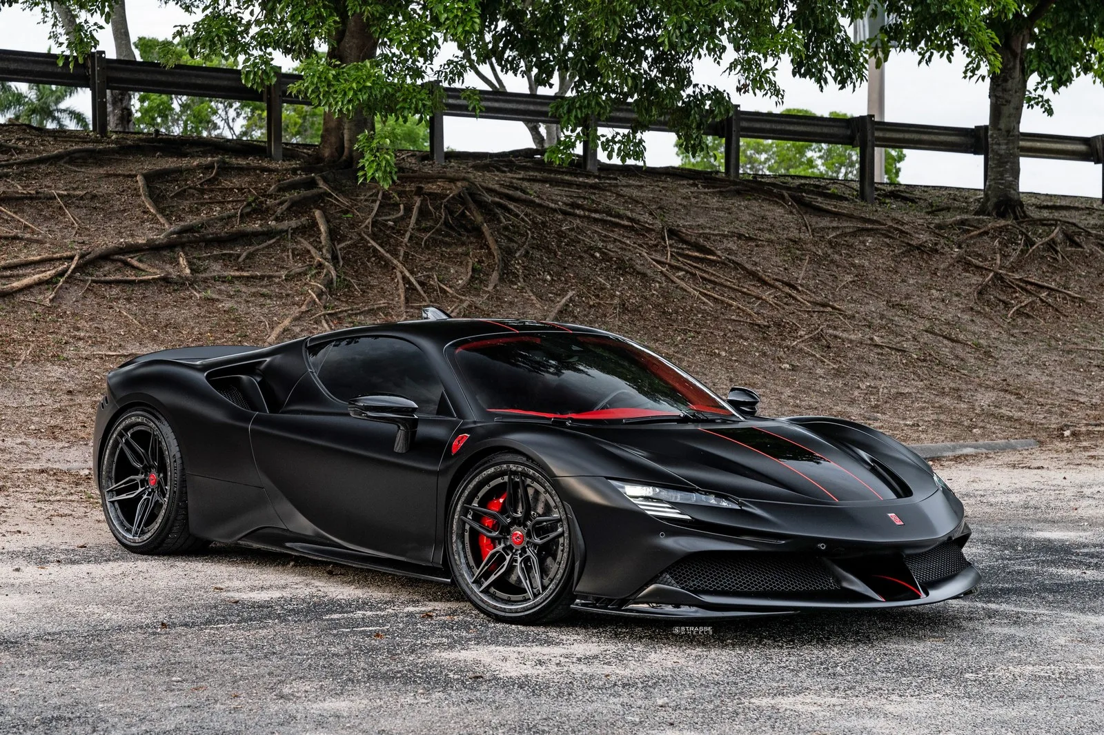 Strasse SV4-RS Ultralight Forged Carbon on Ferrari SF90 F173, photo 10