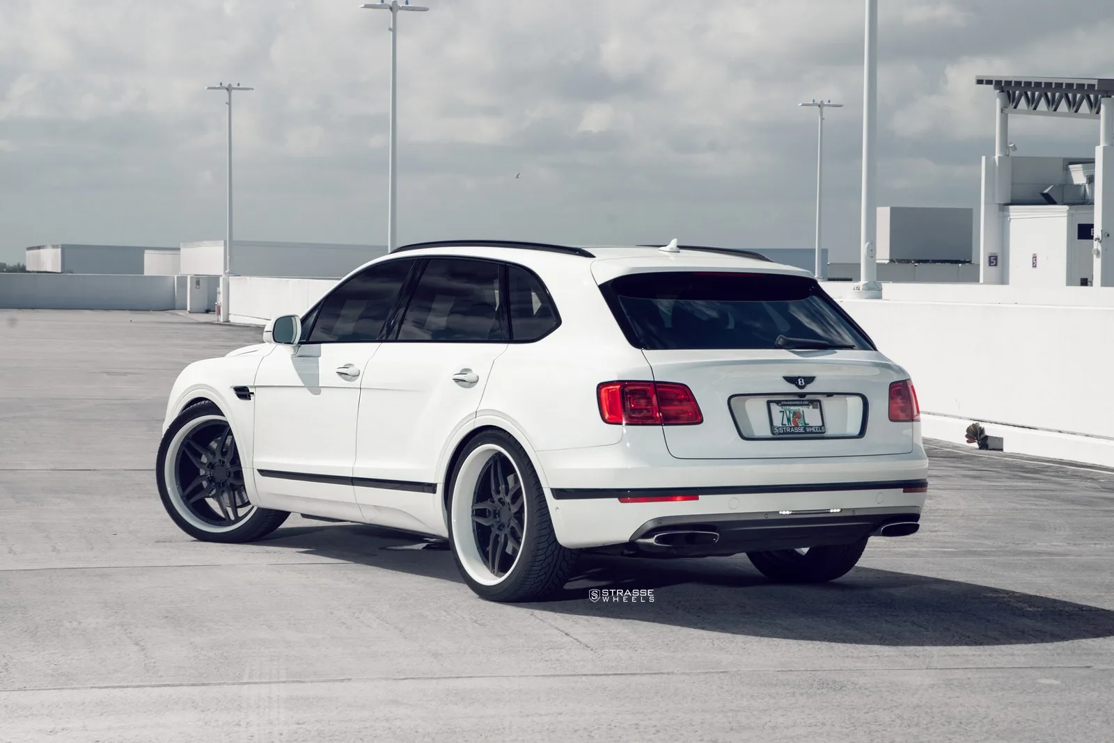 Strasse SV4 Signature Series on Bentley Bentayga.1, photo 12