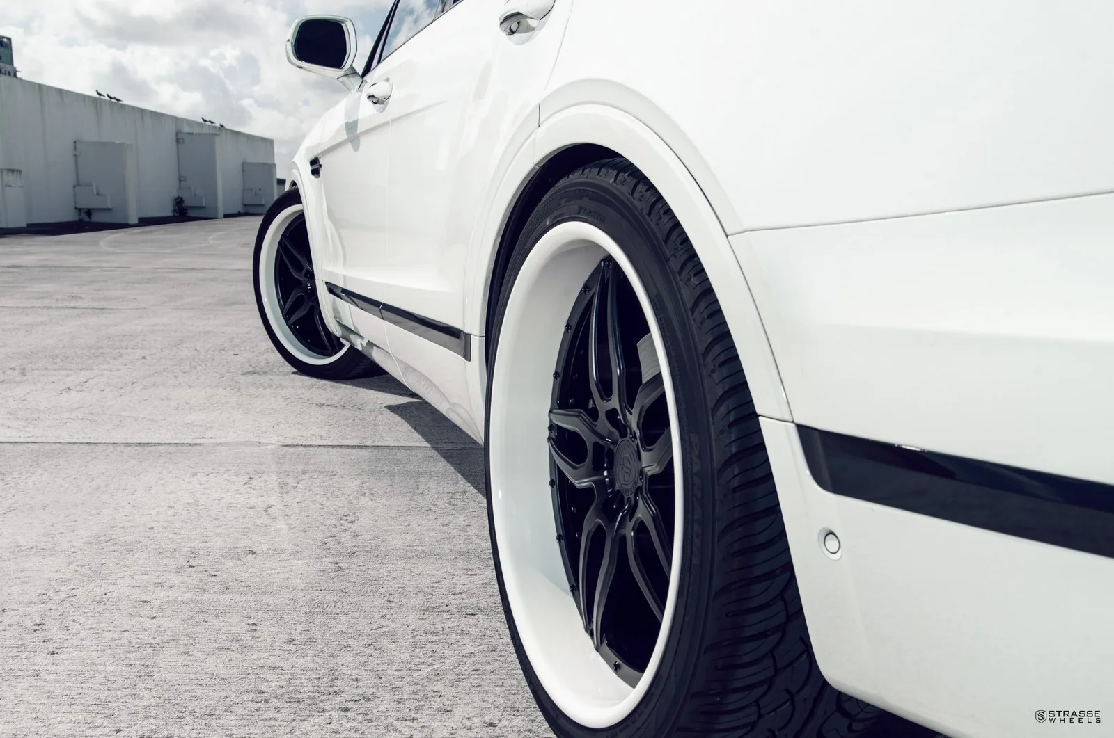 Strasse SV4 Signature Series on Bentley Bentayga.1, photo 9