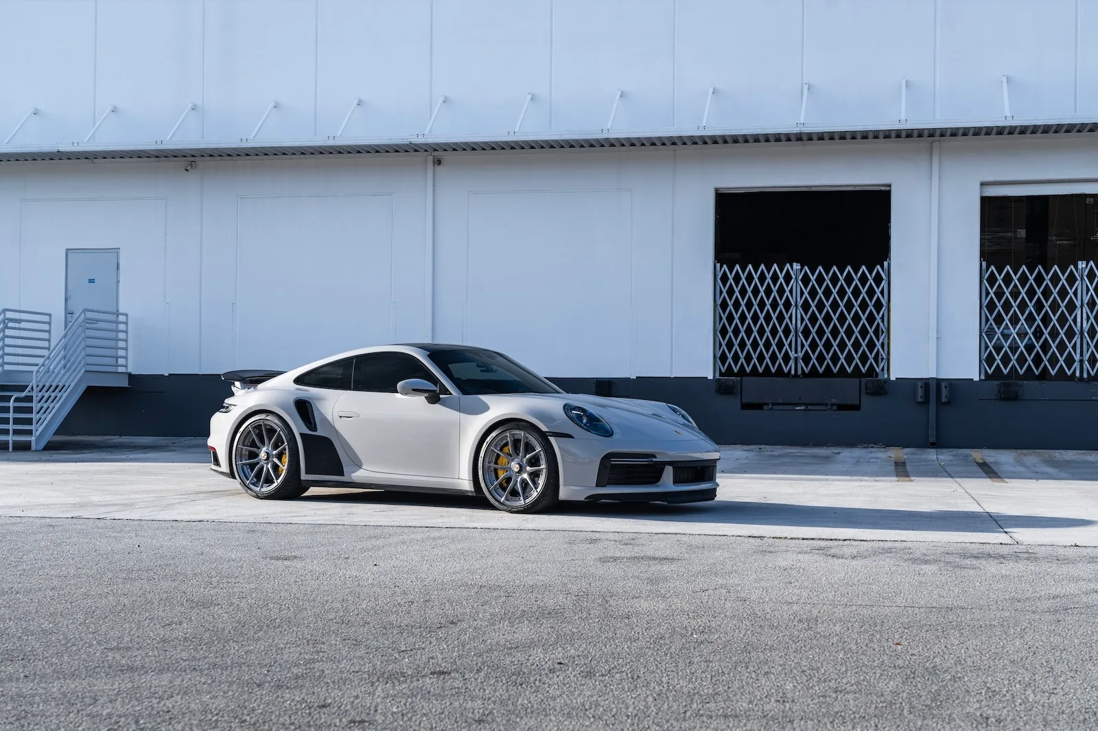 Strasse SV5 Deep Concave Duoblock on Porsche 911 992.1, photo 3