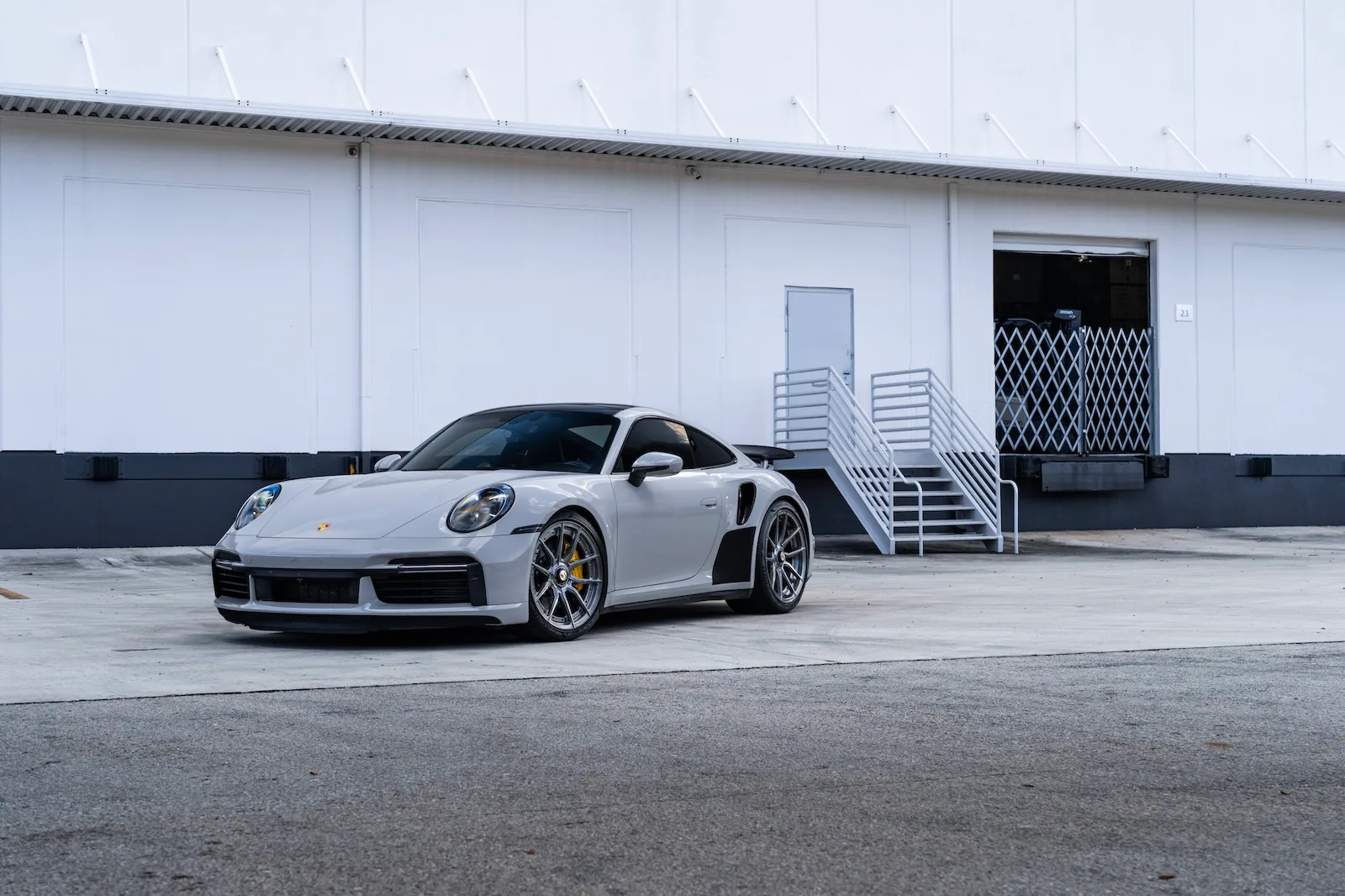 Strasse SV5 Deep Concave Duoblock on Porsche 911 992.1, photo 5