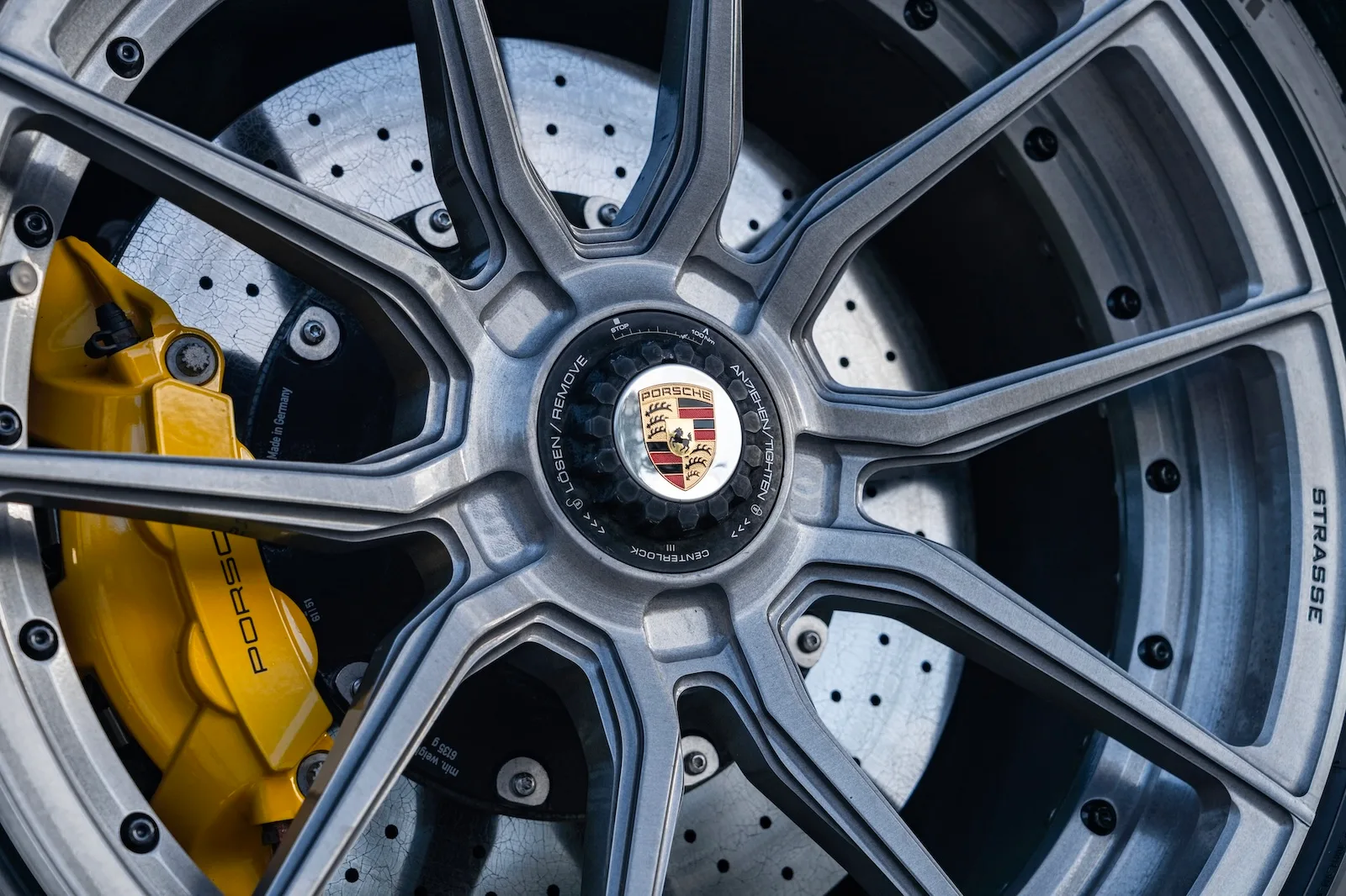 Strasse SV5 Deep Concave Duoblock on Porsche 911 992.1, photo 8