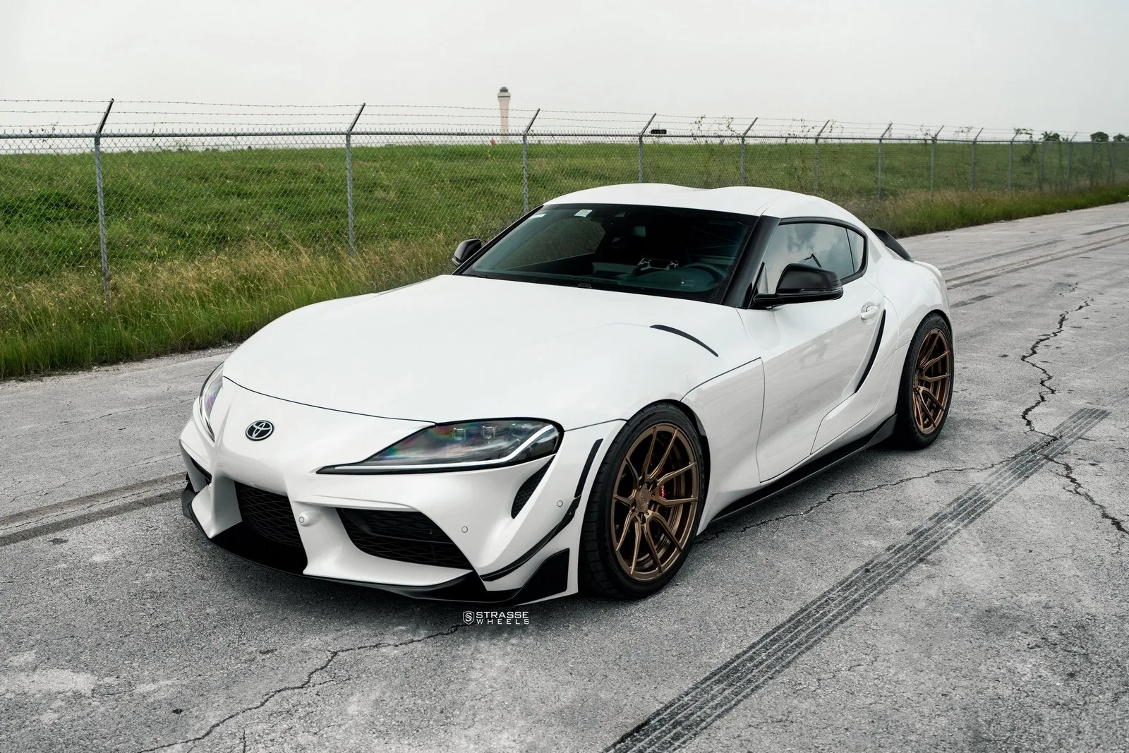 Strasse SV5 Deep Concave Duoblocks on Toyota Supra A90, photo 6