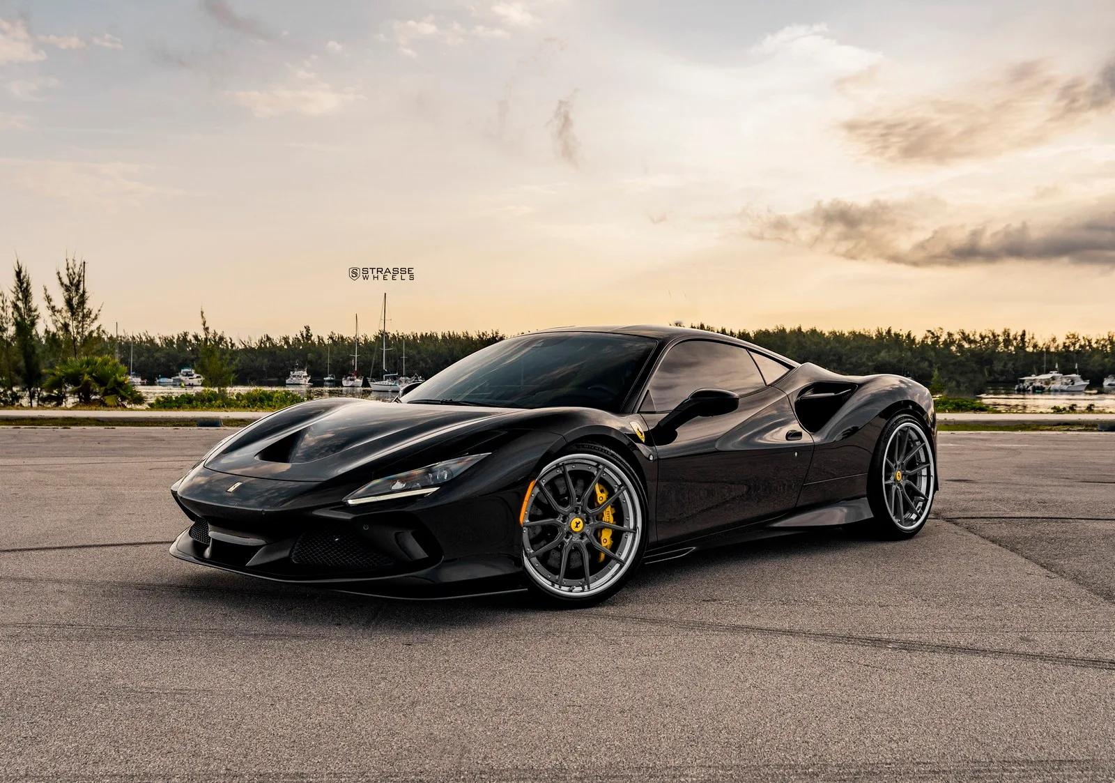 Strasse SV5 Deep Concave FS on Ferrari F8 F142MFL, photo 5
