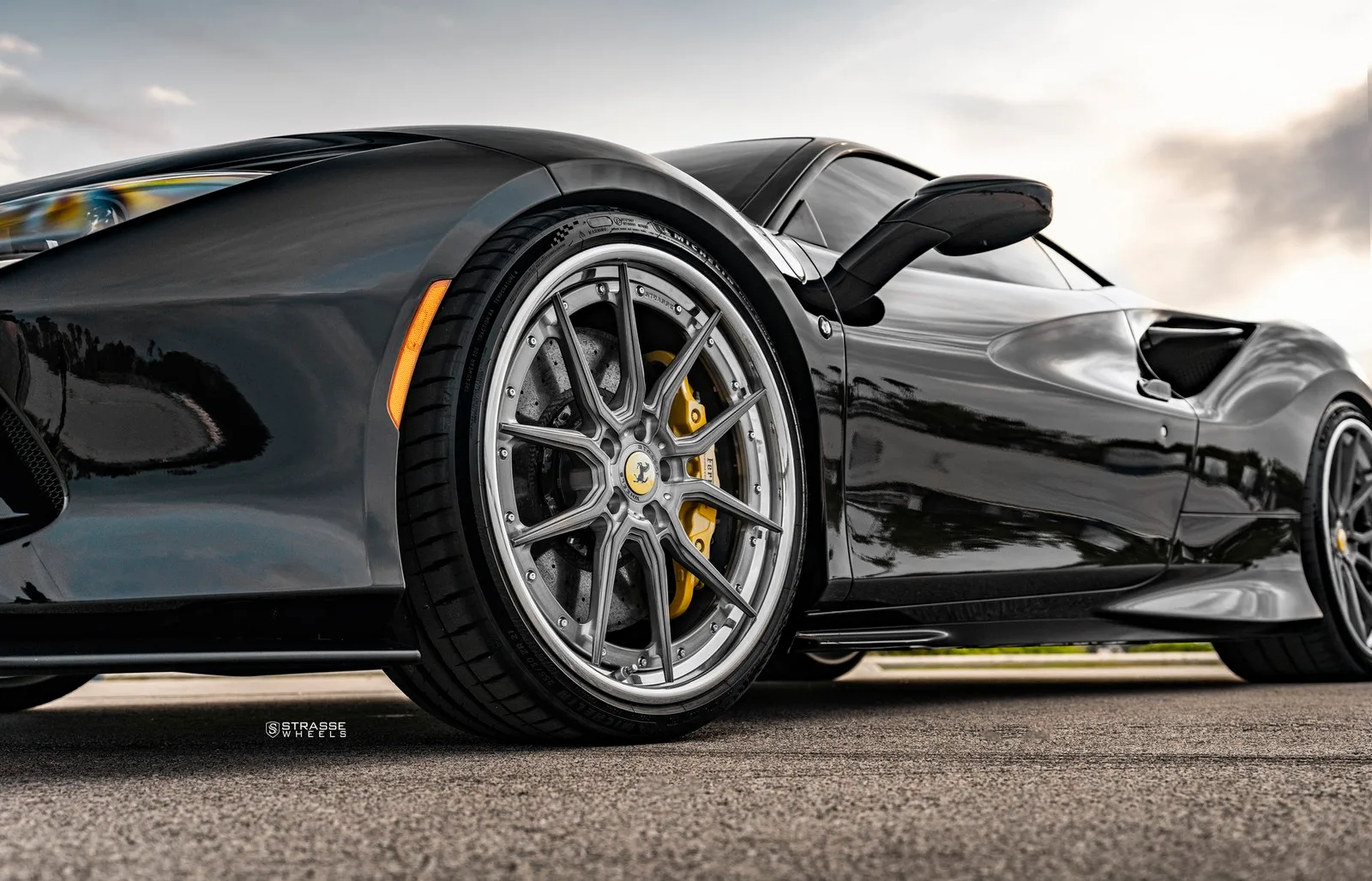 Strasse SV5 Deep Concave FS on Ferrari F8 F142MFL, photo 6