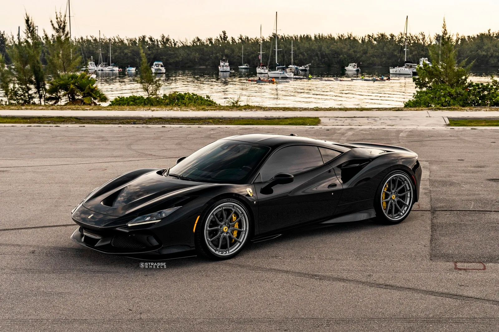 Strasse SV5 Deep Concave FS on Ferrari F8 F142MFL, photo 12