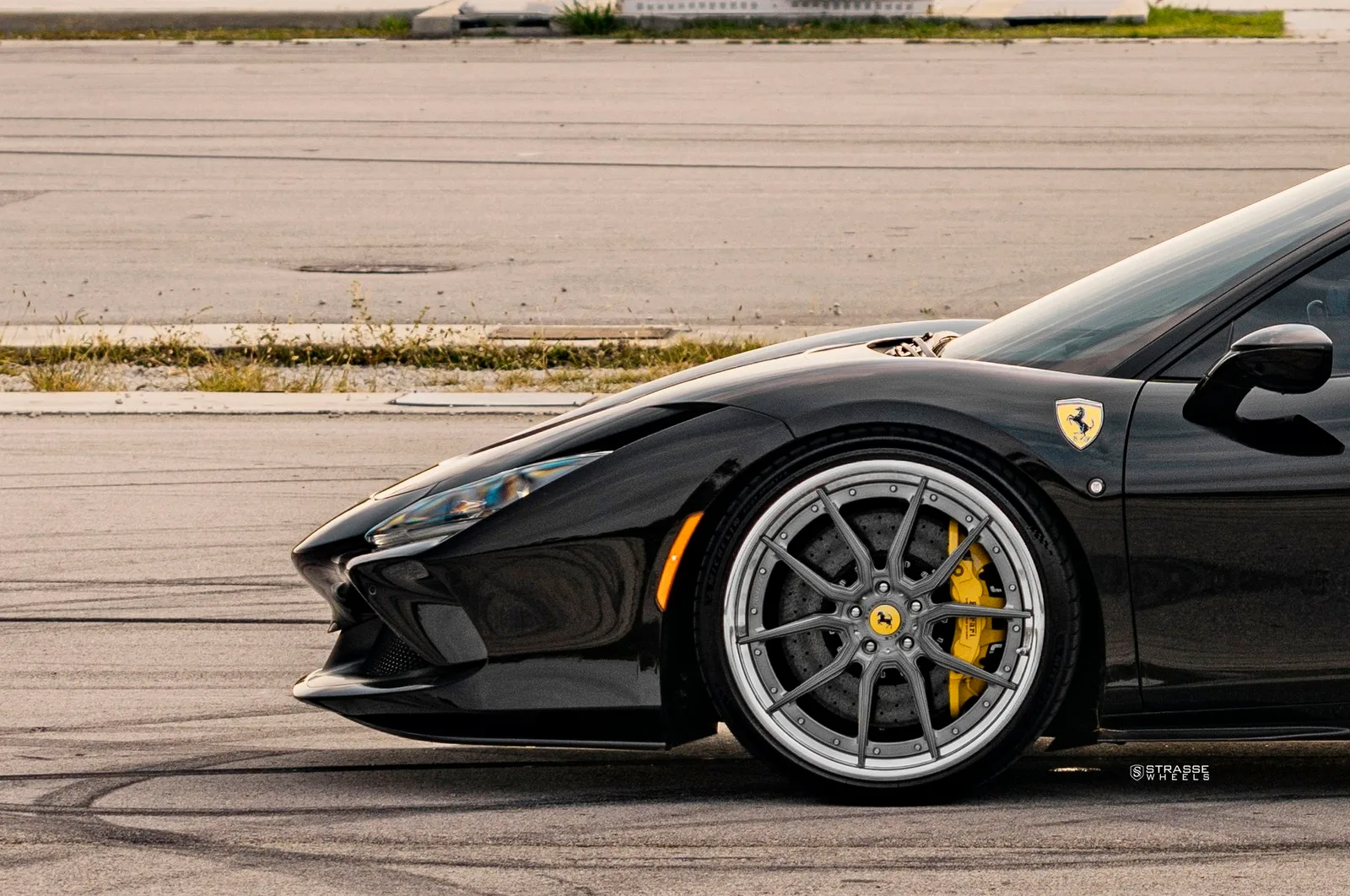 Strasse SV5 Deep Concave FS on Ferrari F8 F142MFL, photo 4