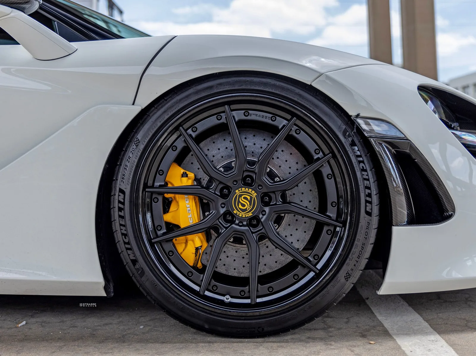 Strasse SV5 Deep Concave FS on McLaren 720S, photo 2