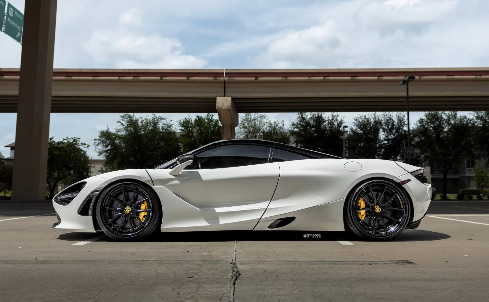 Strasse SV5 Deep Concave FS on McLaren 720S, photo 11