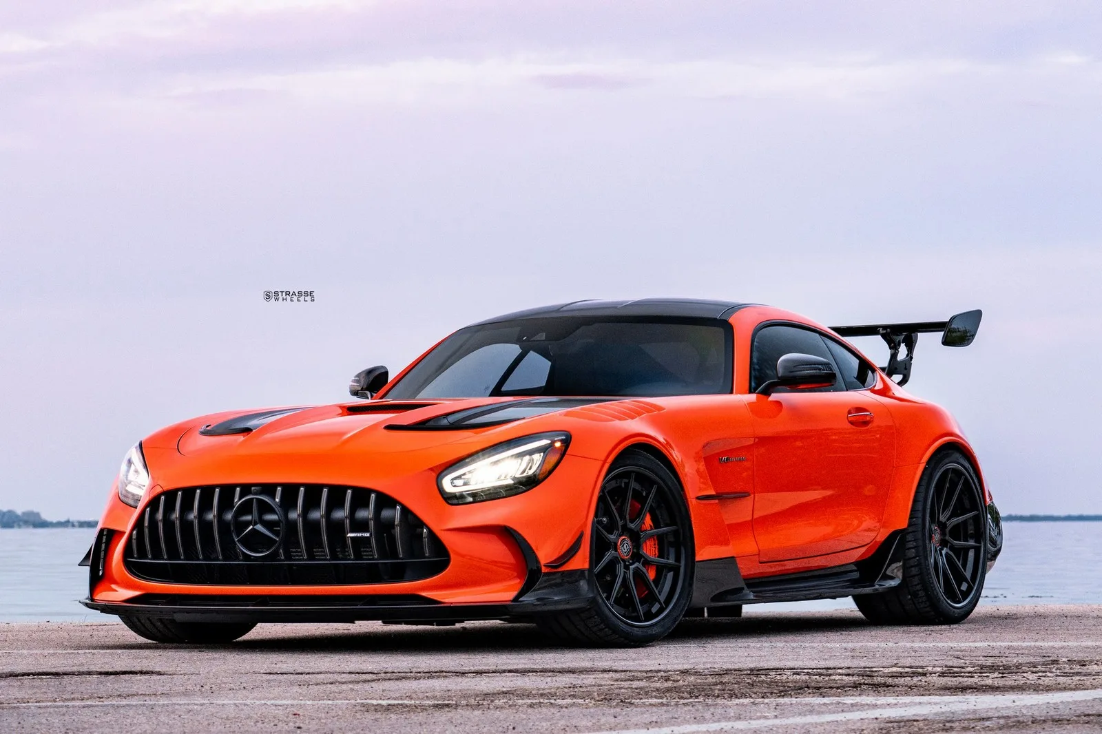 Strasse SV5 Deep Concave FS on Mercedes-Benz AMG GT C190.2, photo 3