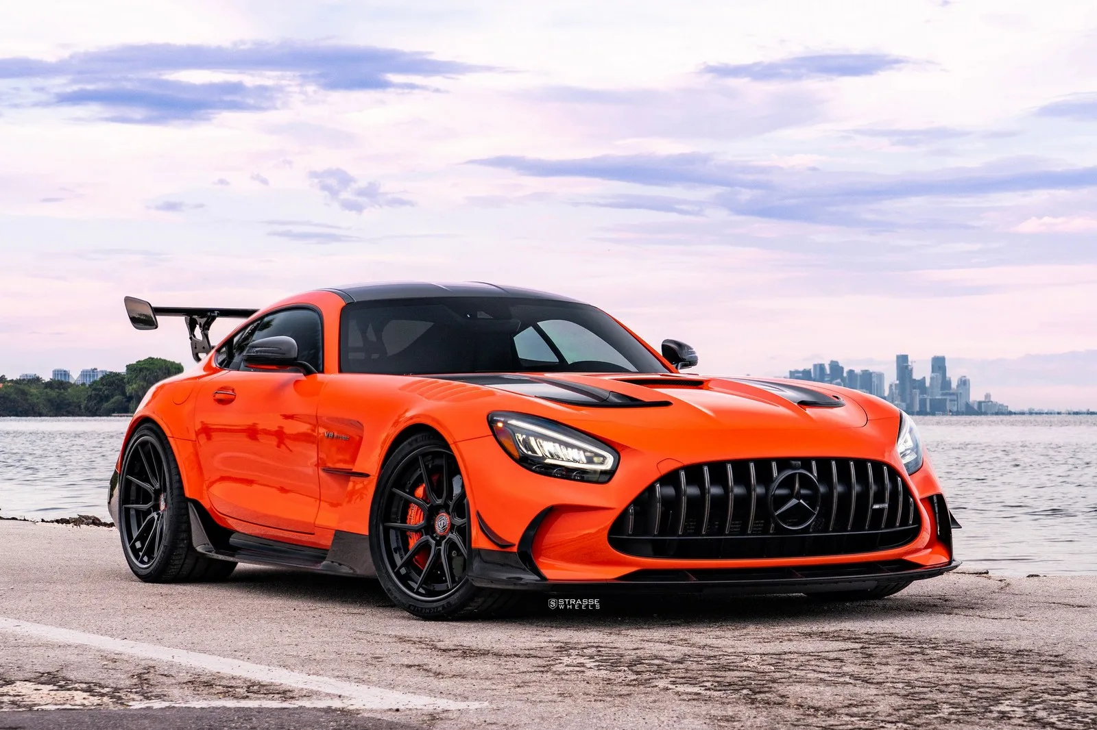Strasse SV5 Deep Concave FS on Mercedes-Benz AMG GT C190.2, photo 2