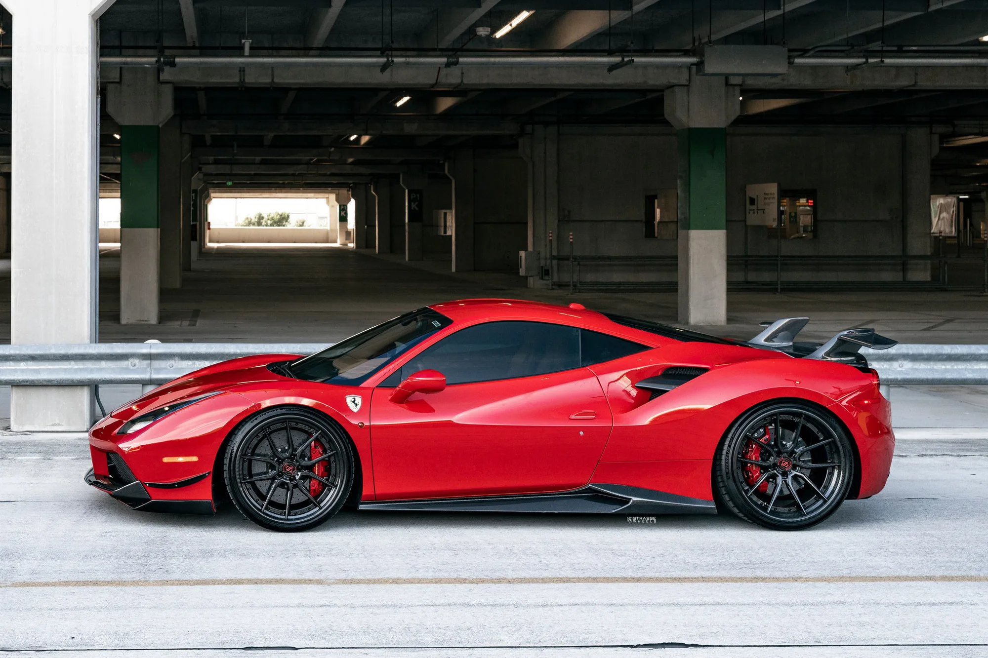 Strasse SV5 Deep Concave FS on Ferrari 488, photo 8