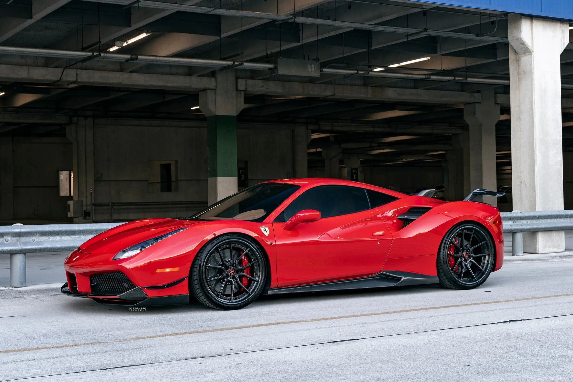 Strasse SV5 Deep Concave FS on Ferrari 488, photo 9
